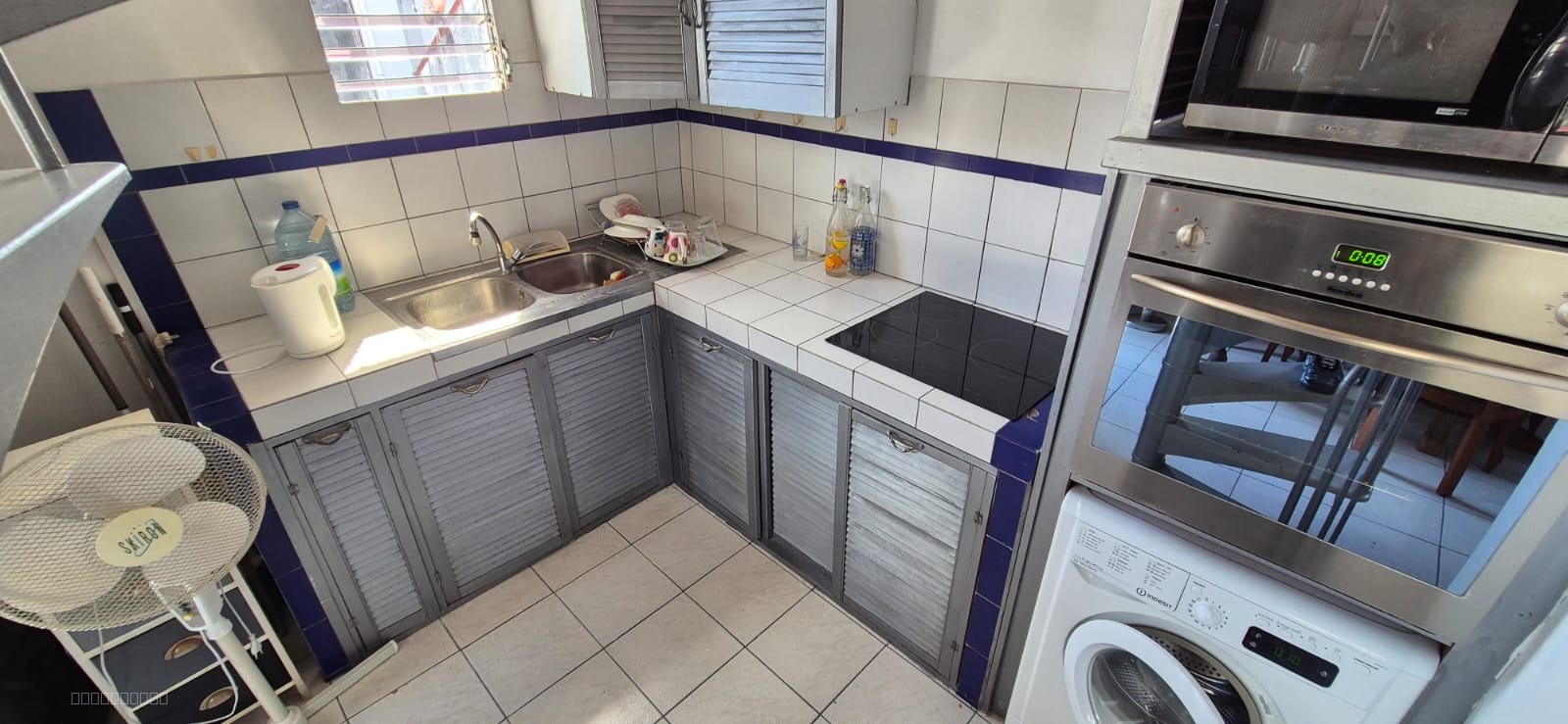 APPARTEMENT F2 MEZANINE - FORT DE FRANCE — photo 2