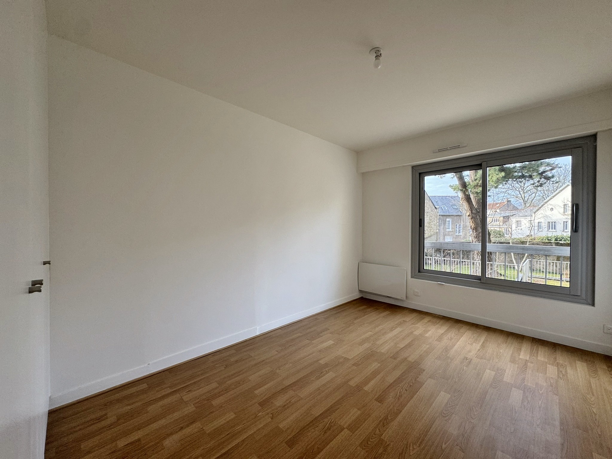 Appartement de Type 4 Entièrement Rénové — photo 7