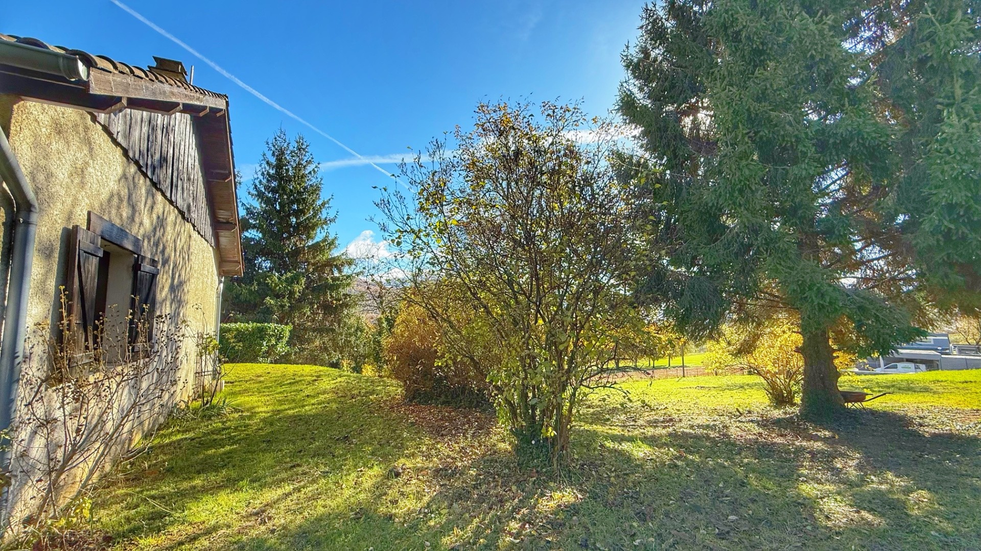 VOIRON, Villa PP avec terrain de 2310 m2 et garage — photo 14
