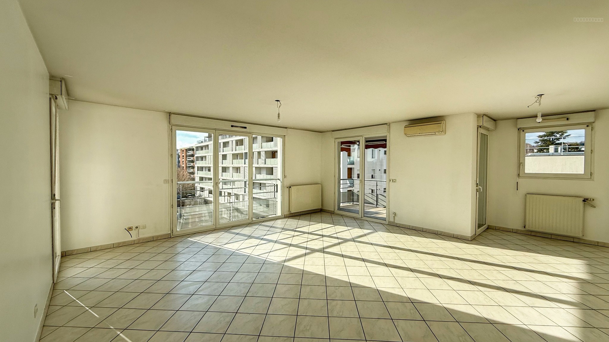 VOIRON Centre, T4 107,30 m2 + garage — photo 19