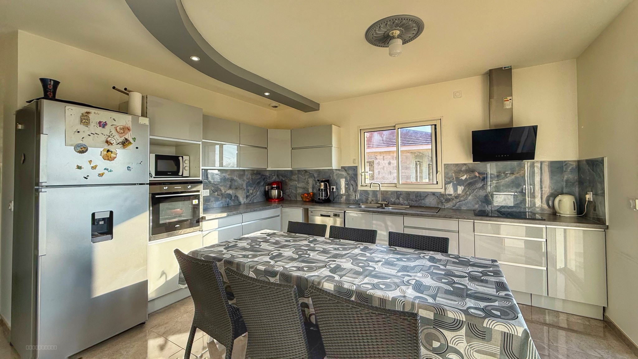 LA FRETTE, Villa de plain-pied récente 125 m2 — photo 12