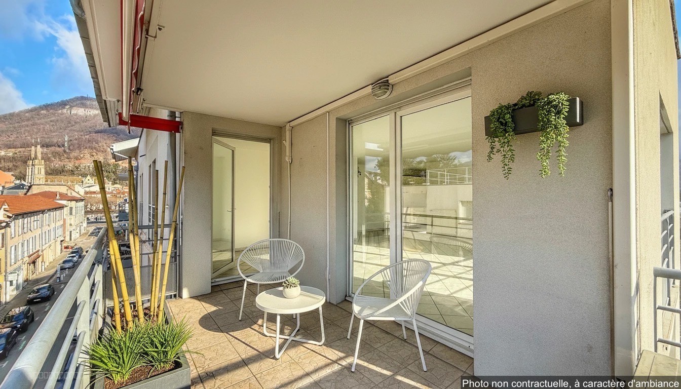 VOIRON Centre, T4 107,30 m2 + garage — photo 14