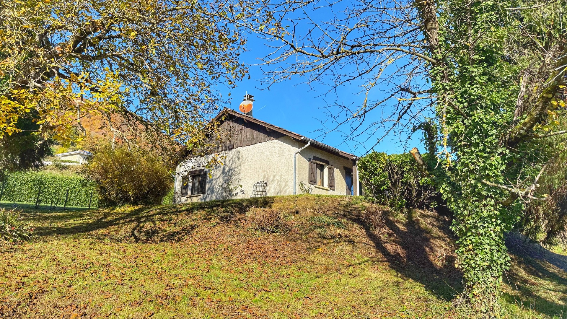 VOIRON, Villa PP avec terrain de 2310 m2 et garage — photo 6