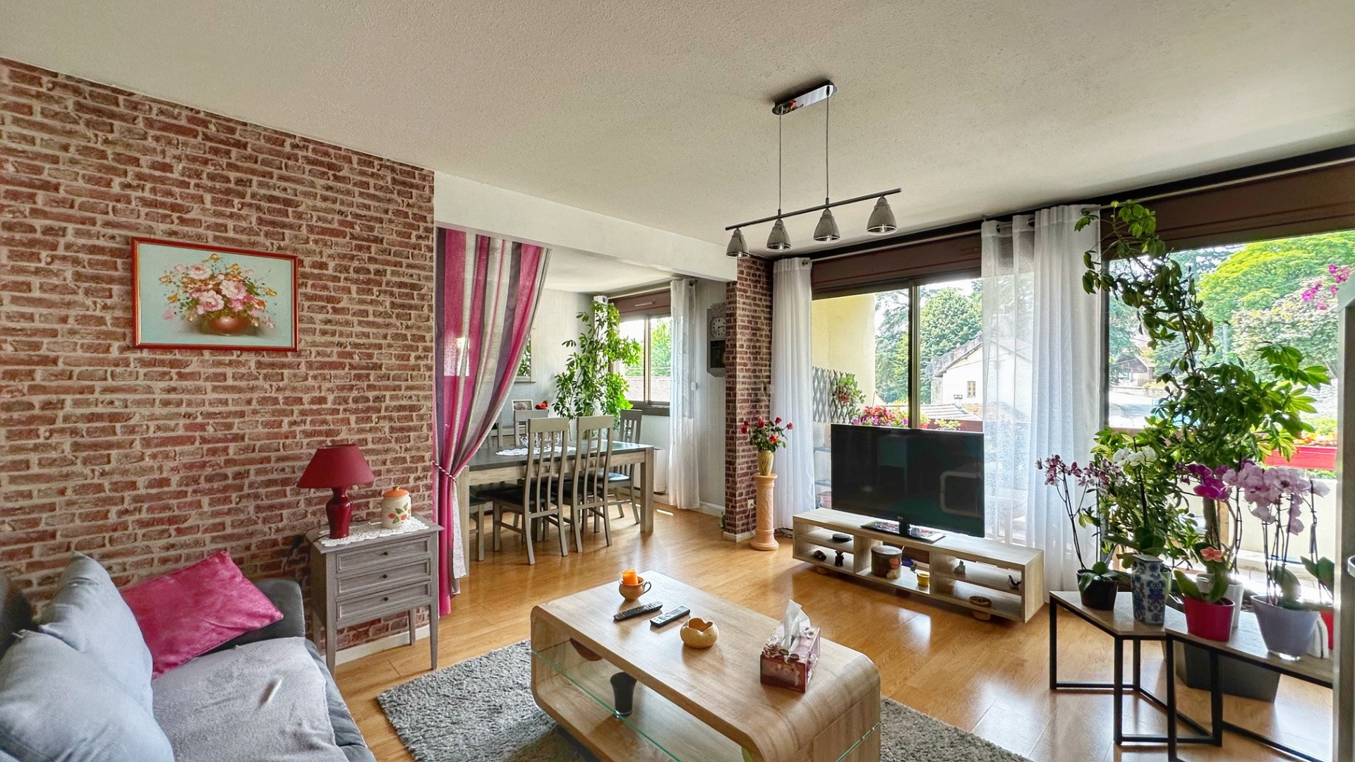 RIVES, T4 82 m2 terrasse — photo 2