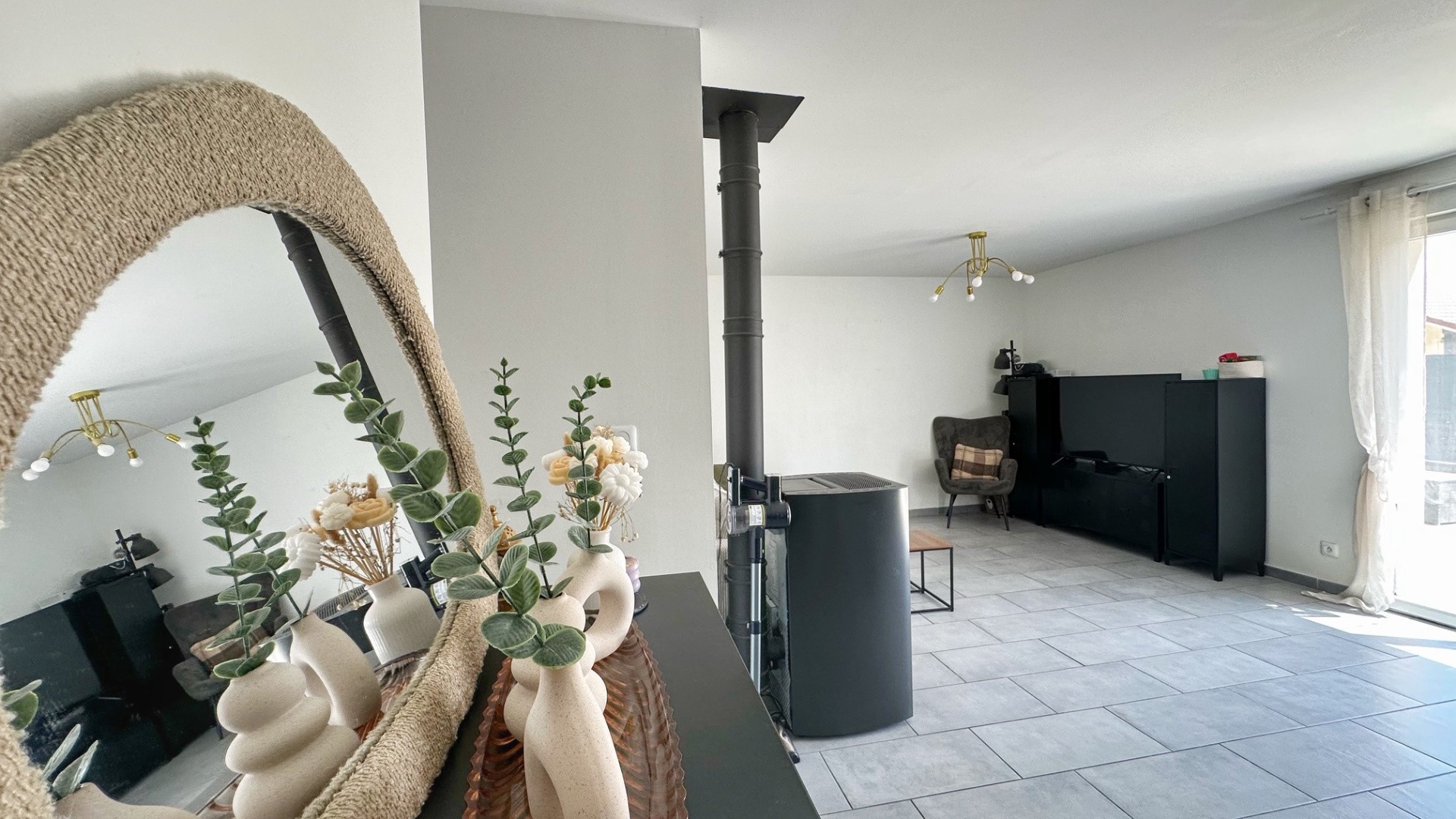ST ETIENNE DE ST GEOIRS, Villa PP avec garage — photo 3