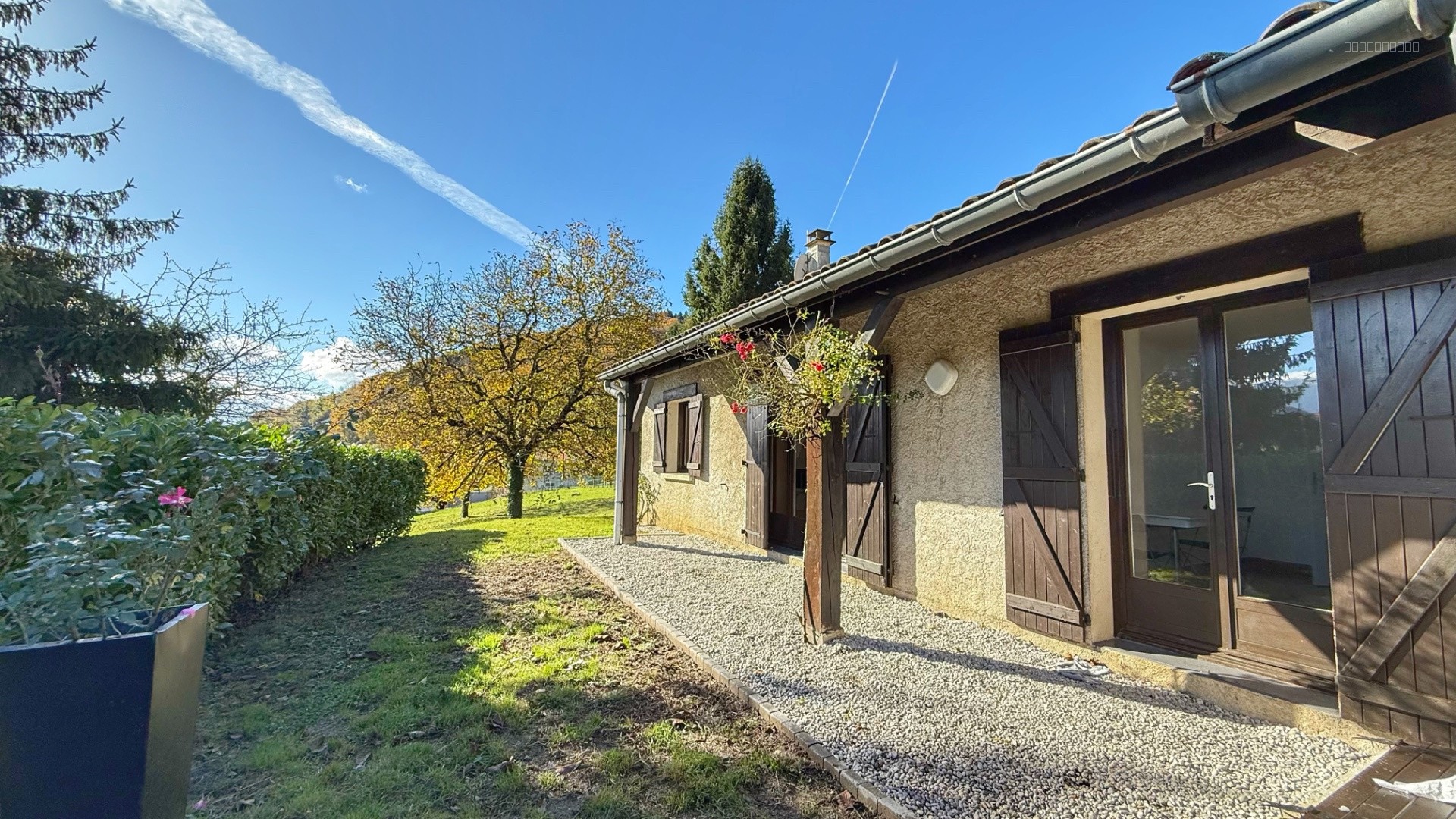 VOIRON, Villa PP avec terrain de 2310 m2 et garage — photo 13