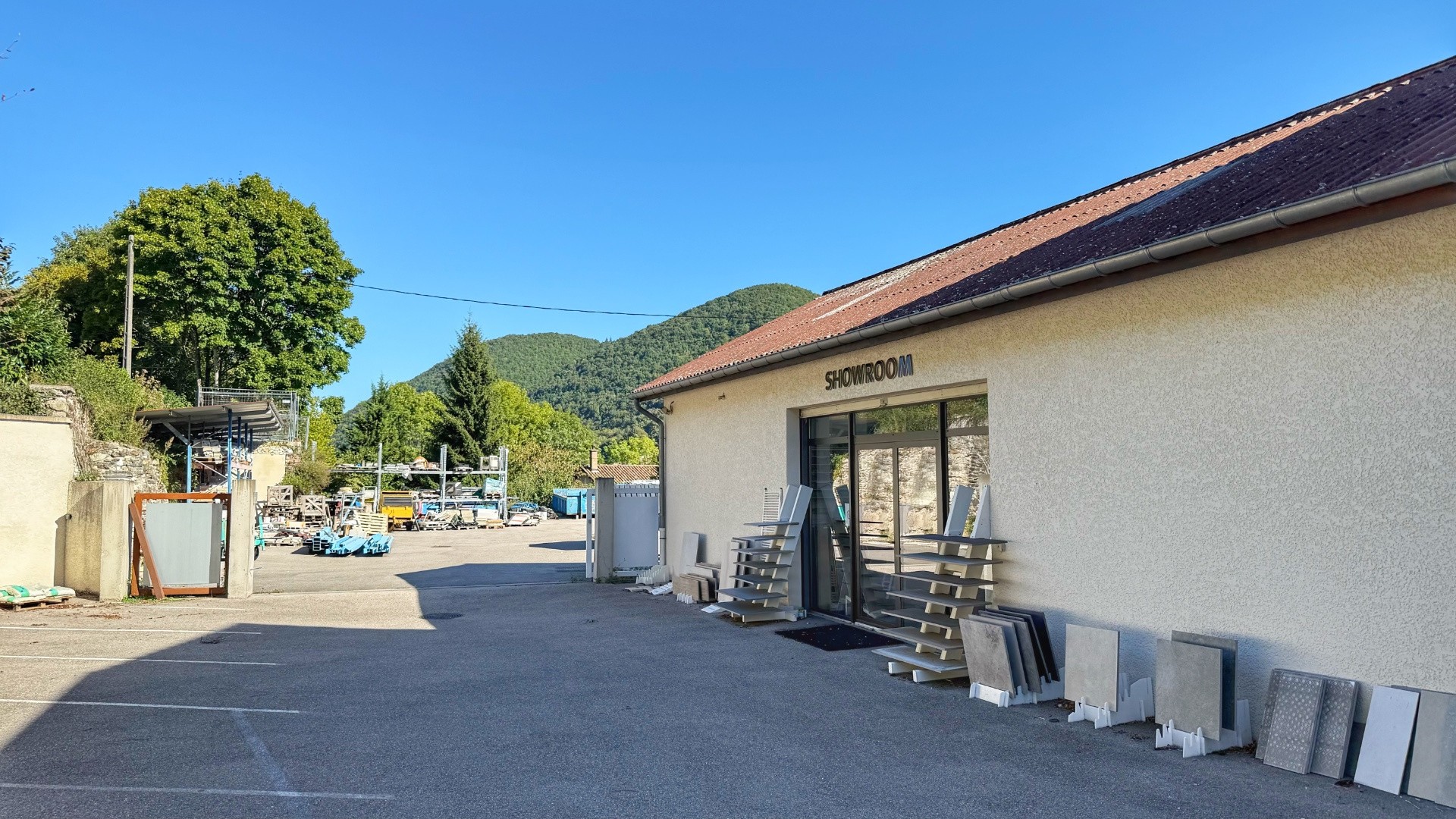 VOIRON - CHIRENS Local — photo 2