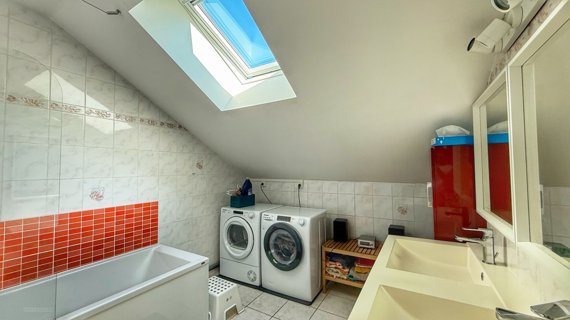 LA MURETTE, Maison architecte 7P 173 m2 — photo 18