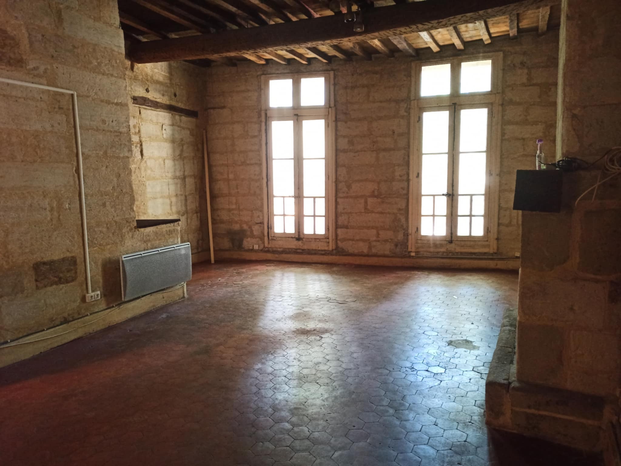 Charmant appartement au cœur historique d’Uzès   Une adresse de prestige ! — photo 2