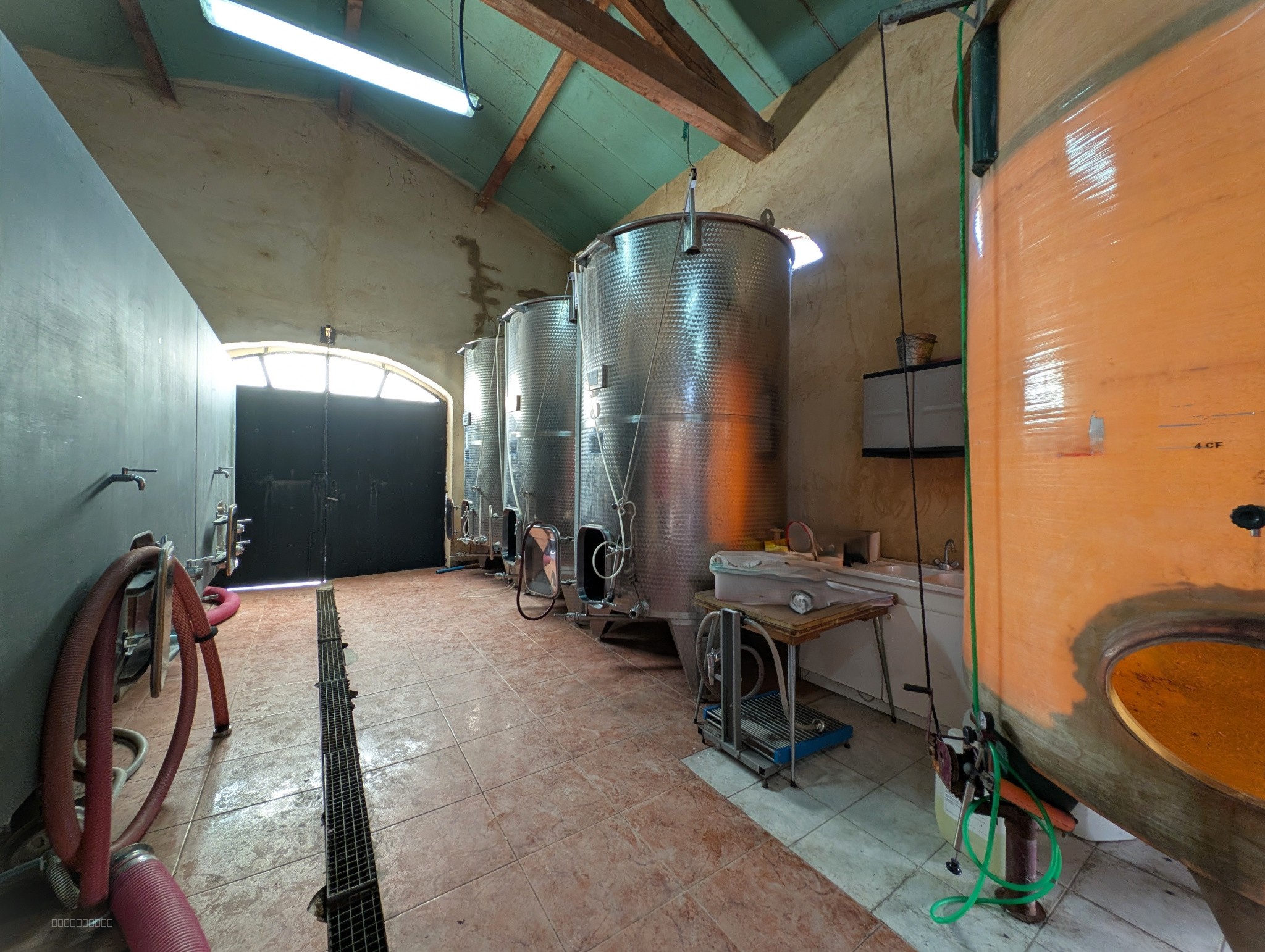 À vendre   Domaine viticole de caractère en Côtes du Rhône — photo 4