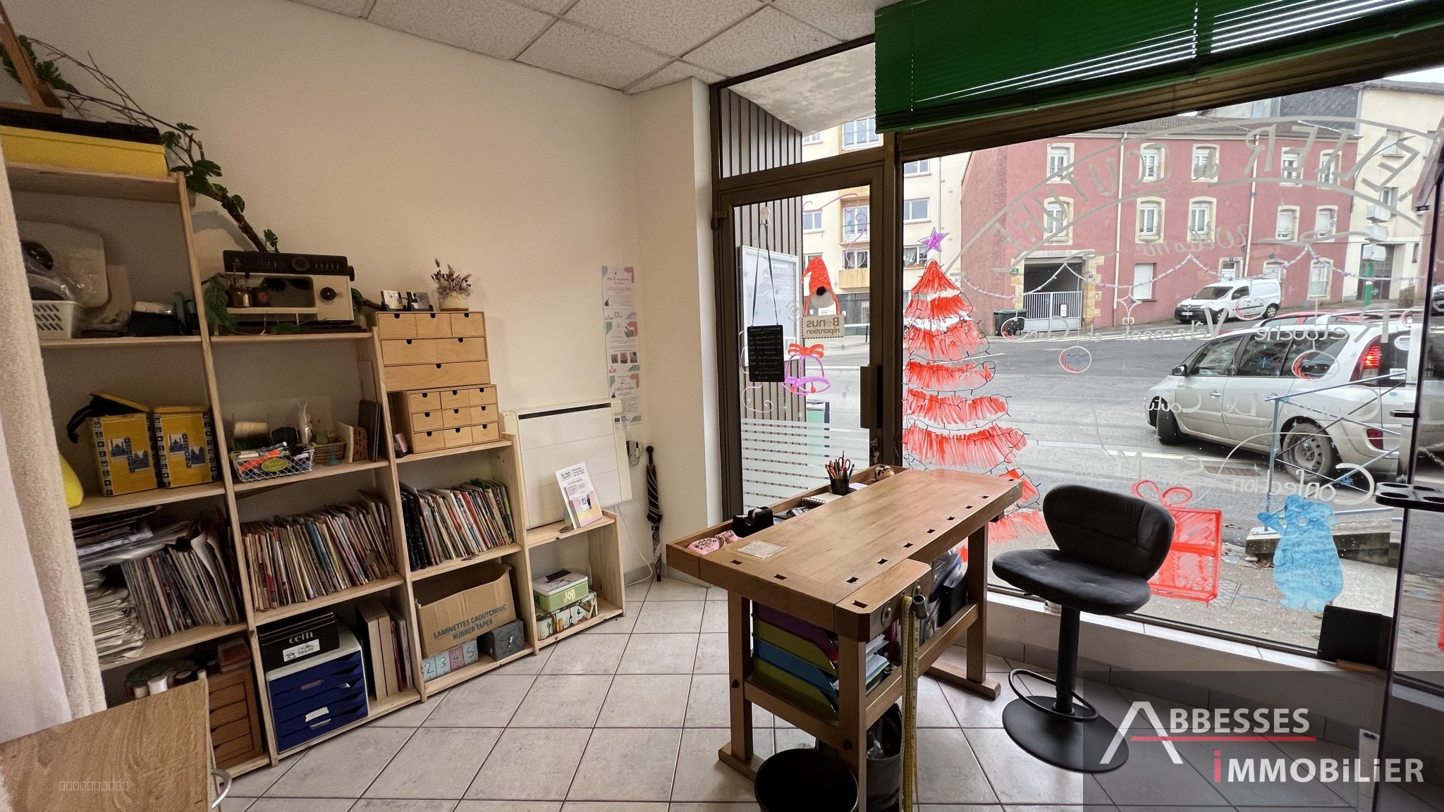 REMIREMONT - Rue de la Xavée - local commercial — photo 2
