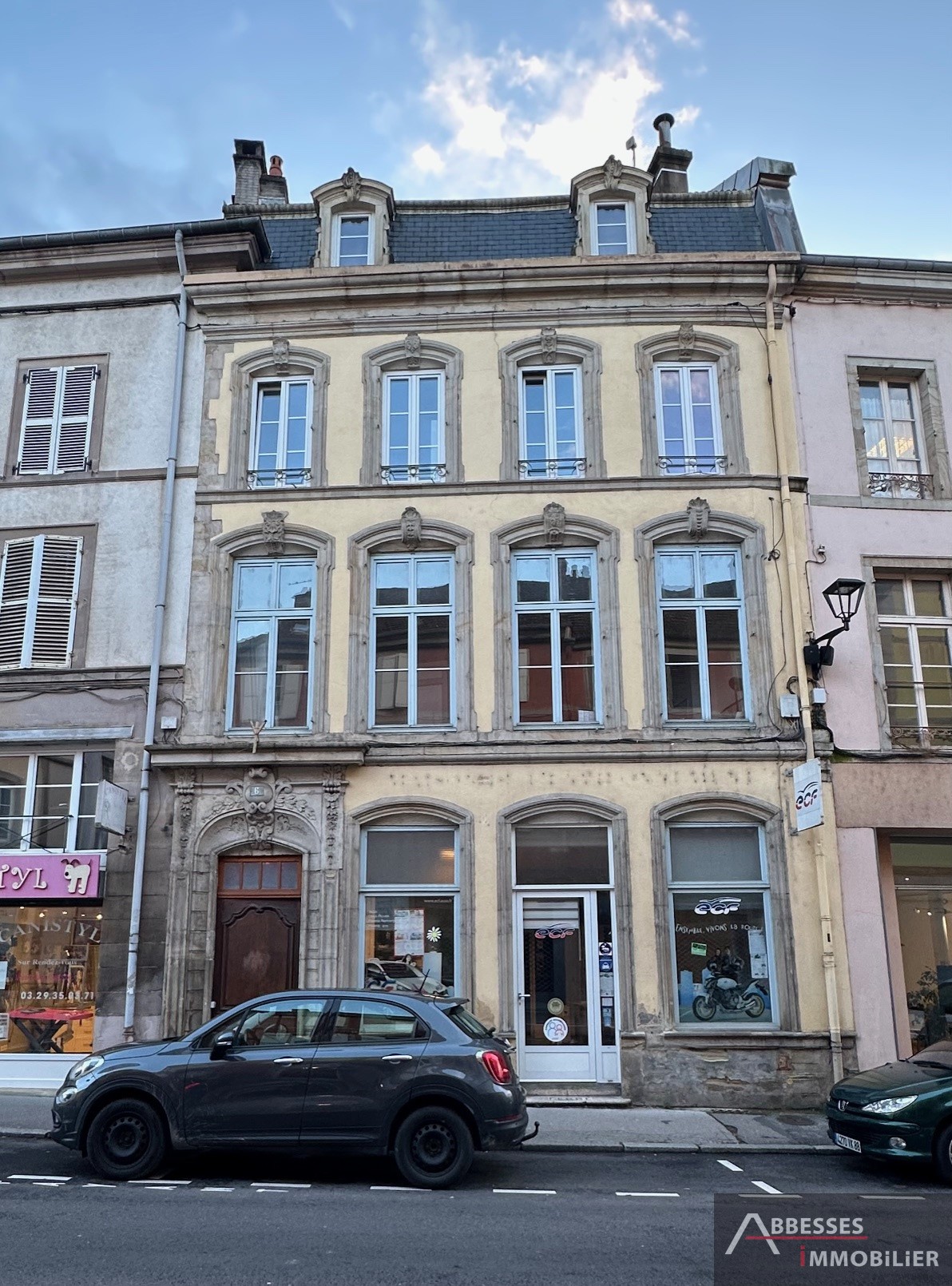 EN EXCLUSIVITÉ - EPINAL, au cœur de la vieille ville : Bel immeuble de rapport — photo 2