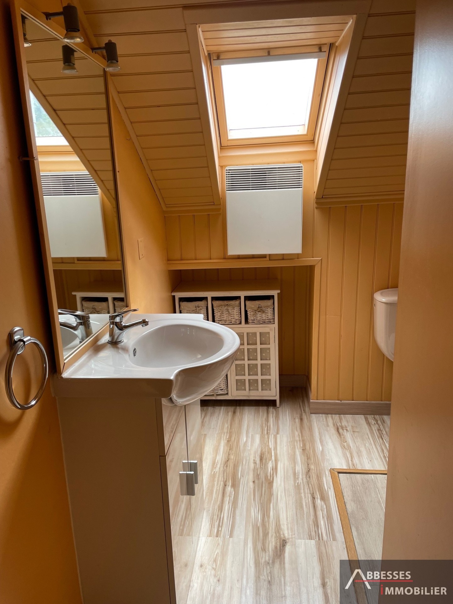 EN EXCLUSIVITÉ : REMIREMONT : Appartement de type F1 meublé - Idéal étudiant — photo 8