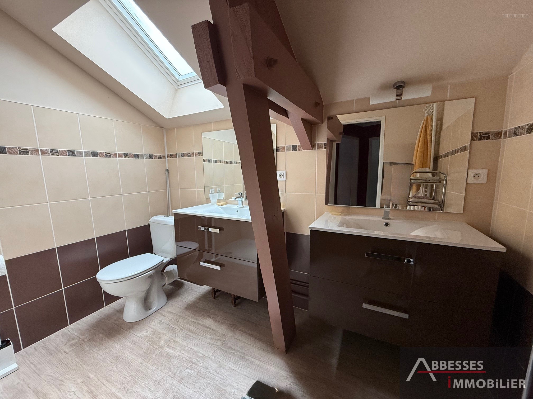 SAINT -AME : Pavillon individuel avec 4 chambres dans un environnement calme avec piscine — photo 17