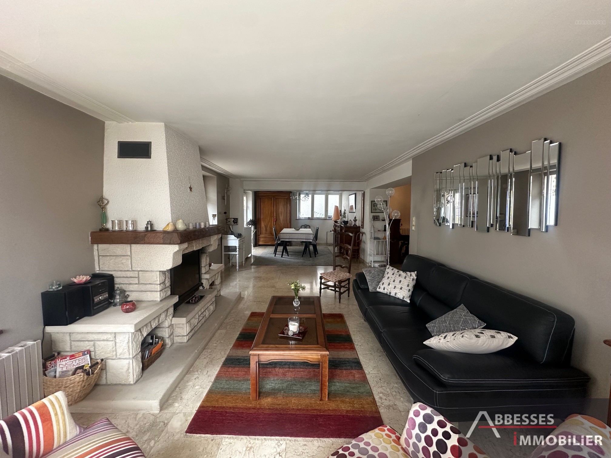 SAINT-AMÉ : Grand logement F7 'esprit maison de famille'  terrasse, terrain et stationnement — photo 3