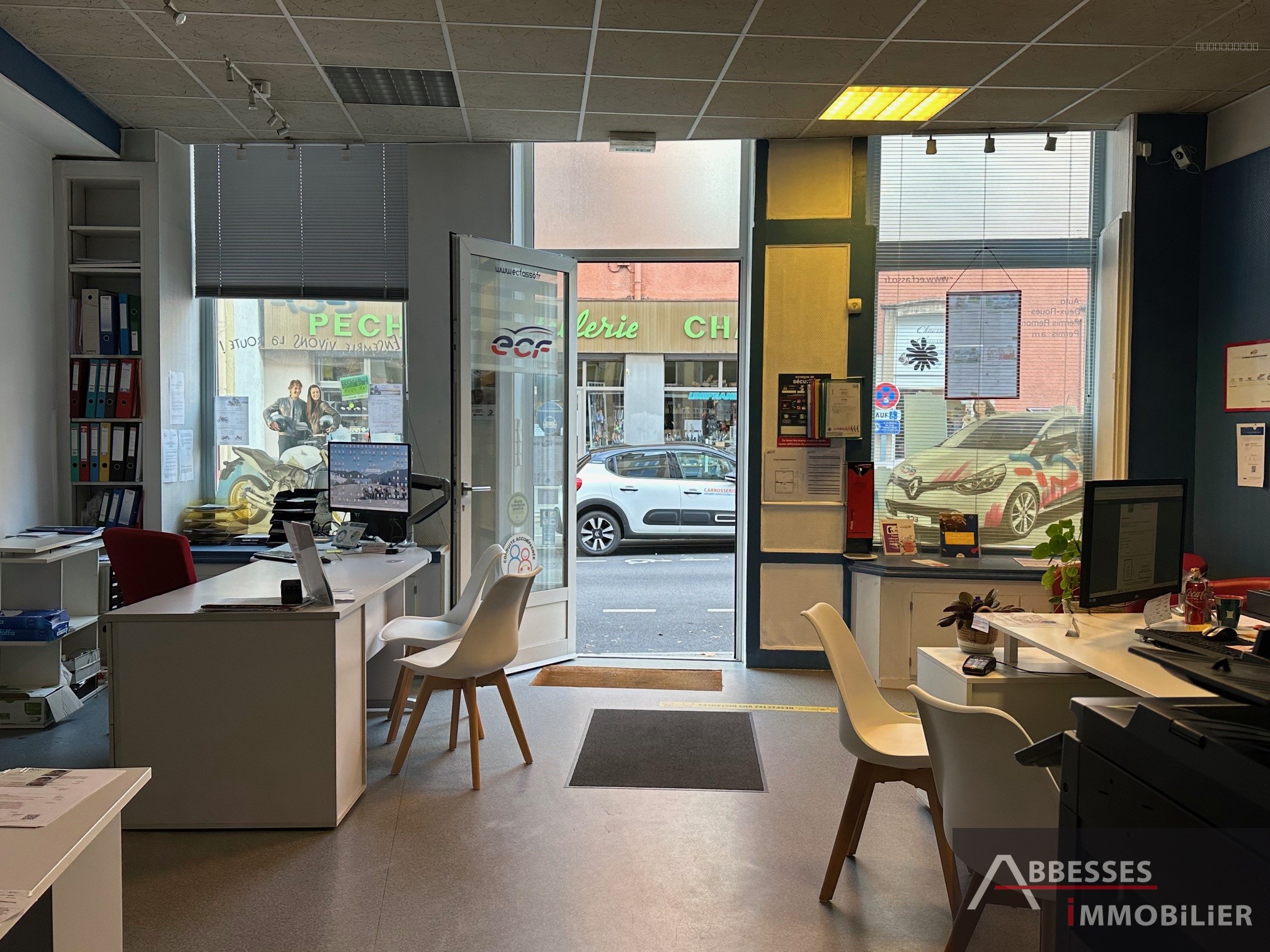 EN EXCLUSIVITÉ - EPINAL, au cœur de la vieille ville : Bel immeuble de rapport — photo 3