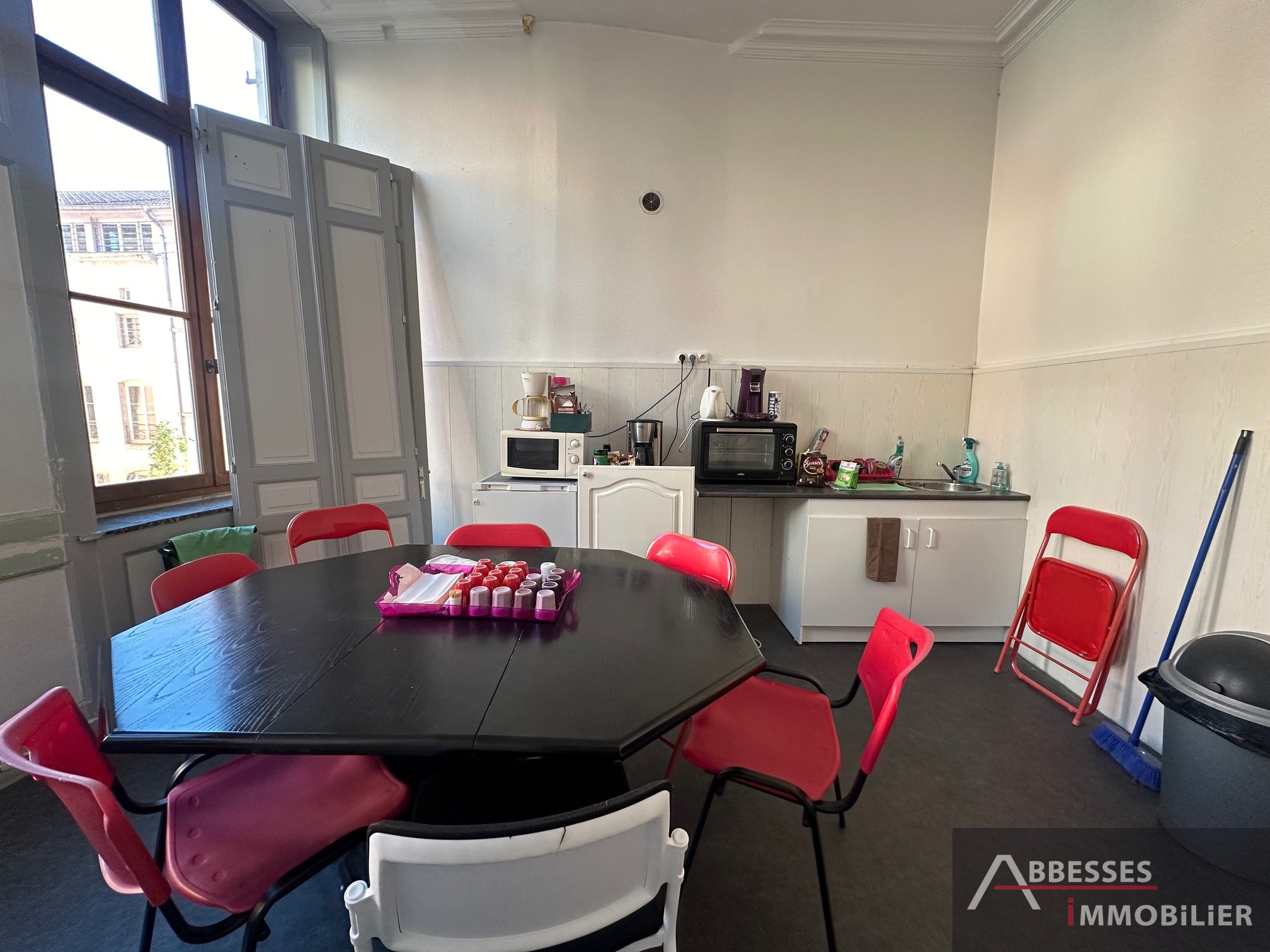 EN EXCLUSIVITÉ - EPINAL, au cœur de la vieille ville : Bel immeuble de rapport — photo 8