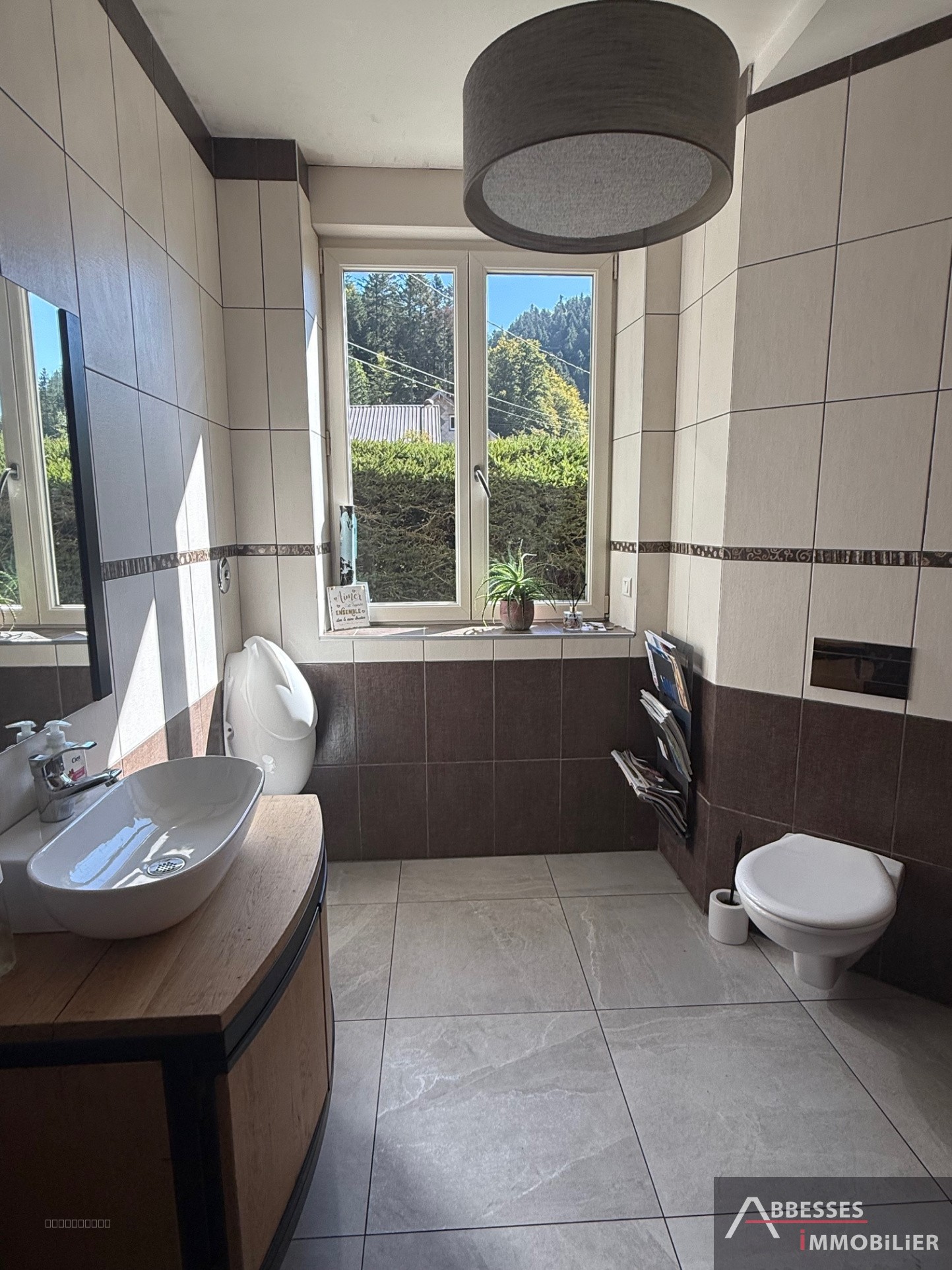 EN EXCLUSIVITÉ - GERARDMER dans un secteur calme : Maison type LOFT avec grande dépendance accolée — photo 10