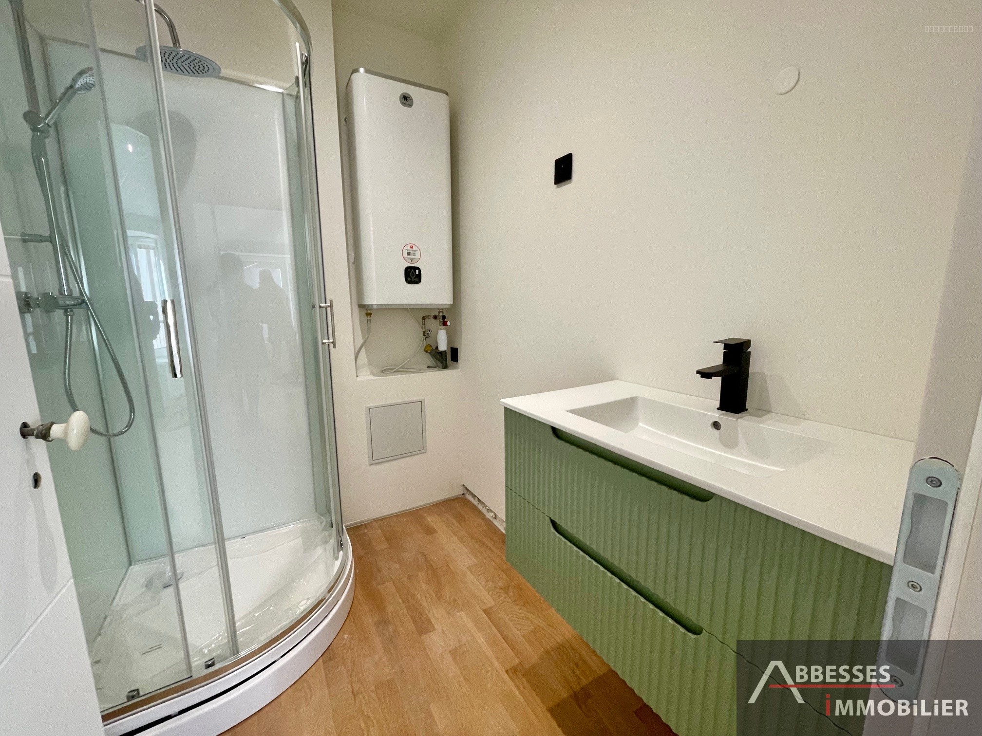 SOUS OFFRE D'ACHAT - EN EXCLUSIVITÉ : REMIREMONT EXTRA CENTRE : Appartement F2 entièrement rénové en 2025. — photo 9