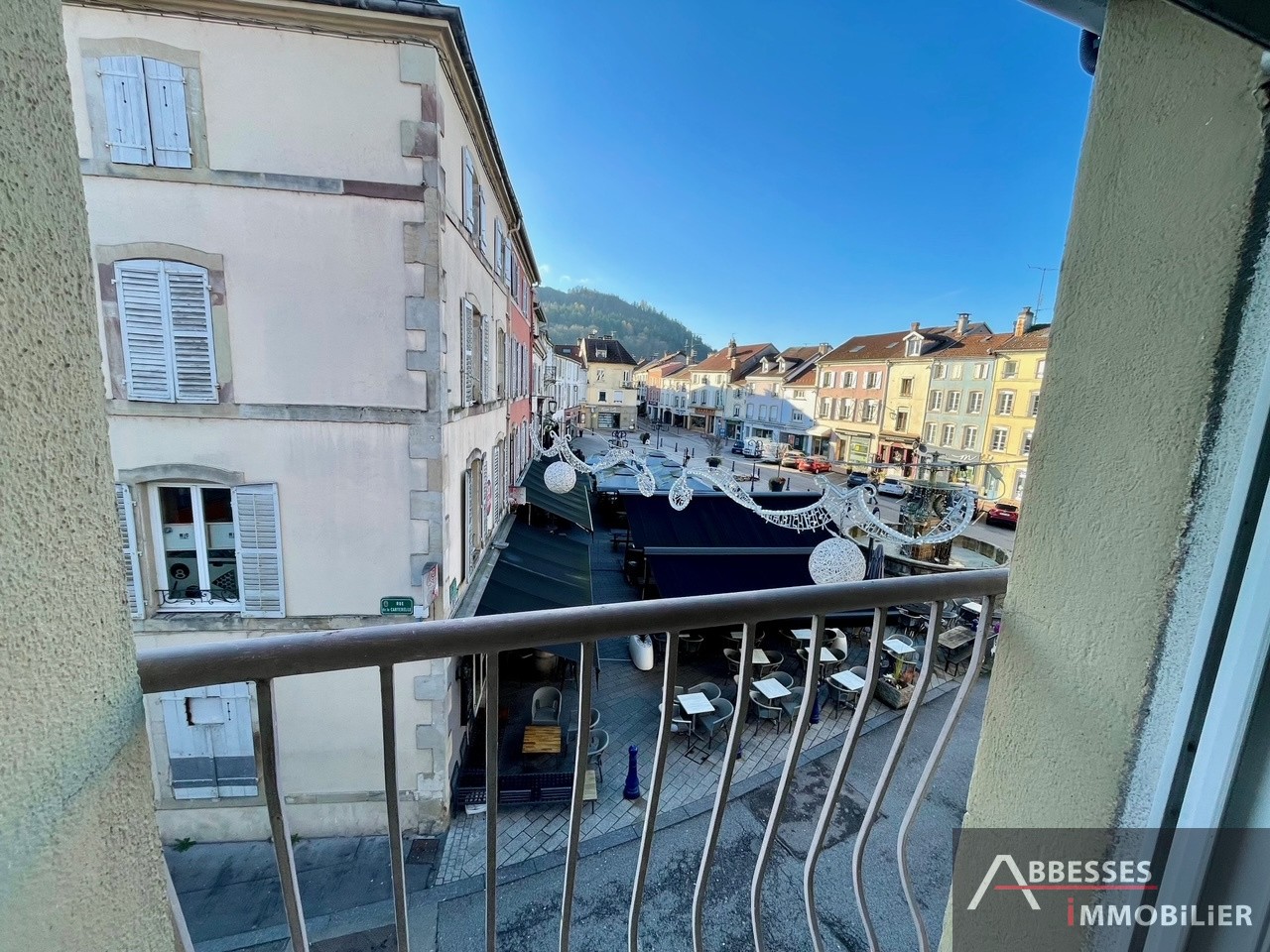 SOUS OFFRE D'ACHAT - EN EXCLUSIVITÉ : REMIREMONT EXTRA CENTRE : Appartement F2 entièrement rénové en 2025. — photo 5