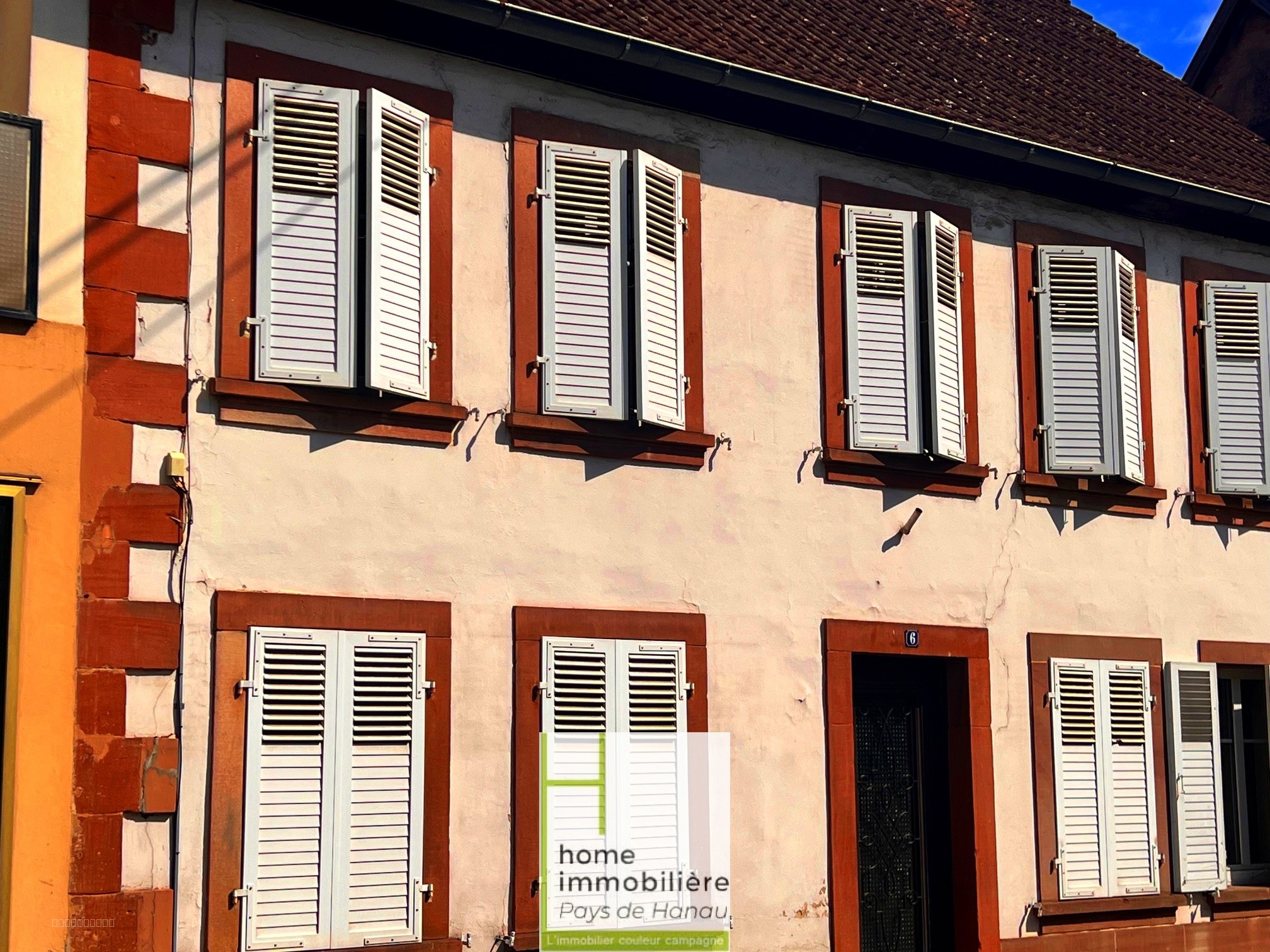 grand immeuble MIXTE COMMERCIAL EN BON ETAT — photo 2