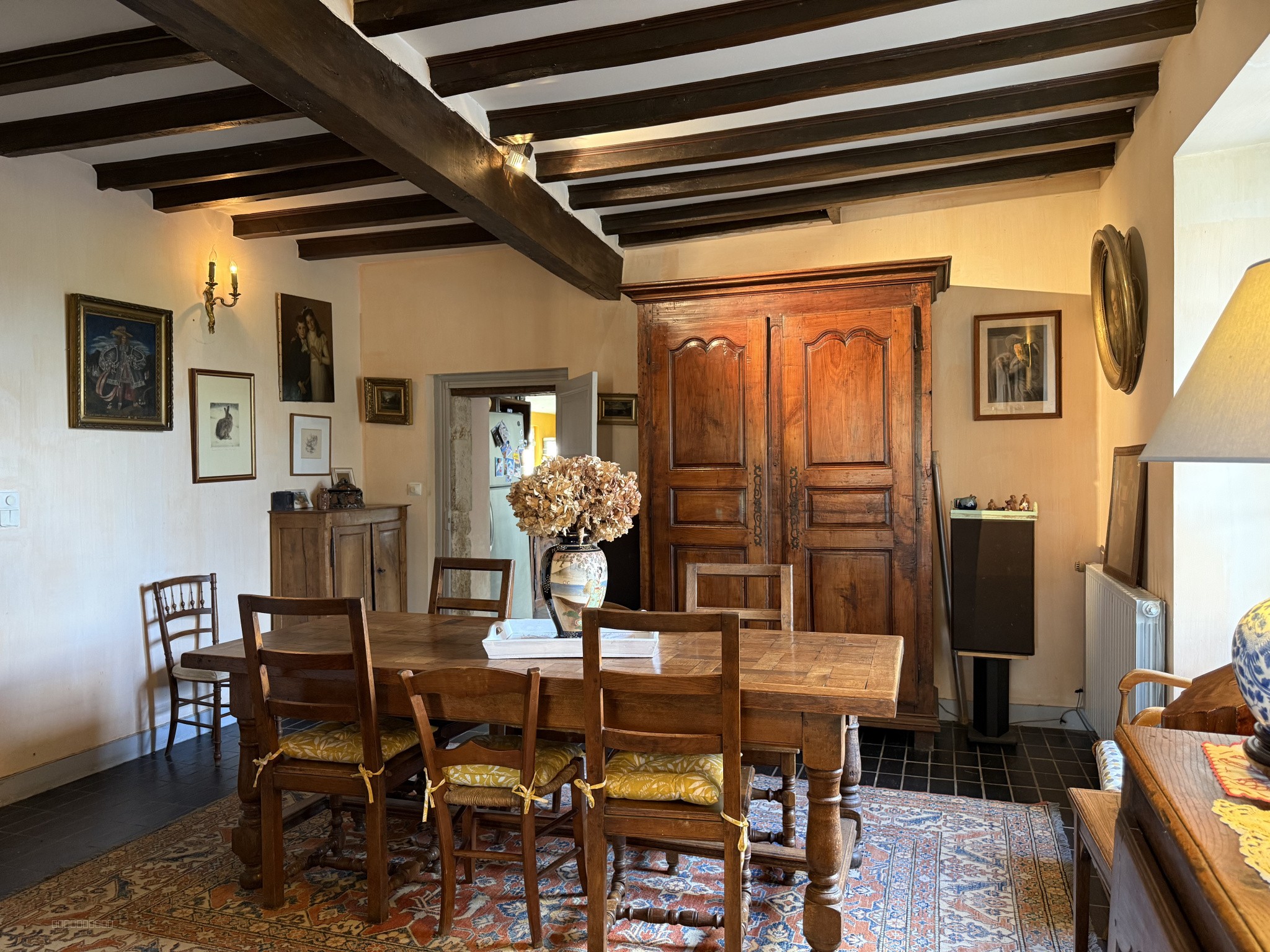 Maison avec jardin dans le centre de Gondrin — photo 4