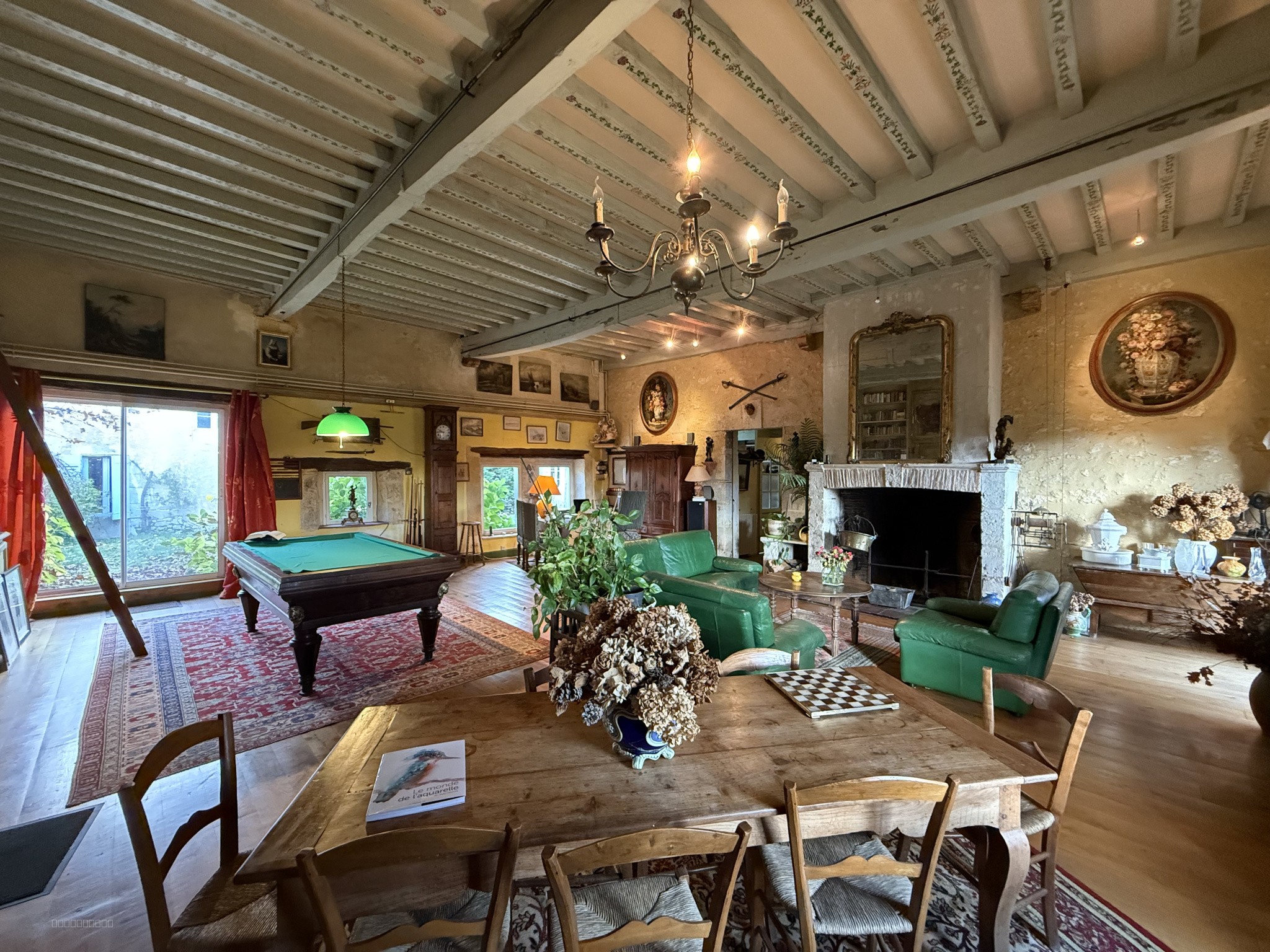 Maison avec jardin dans le centre de Gondrin — photo 2