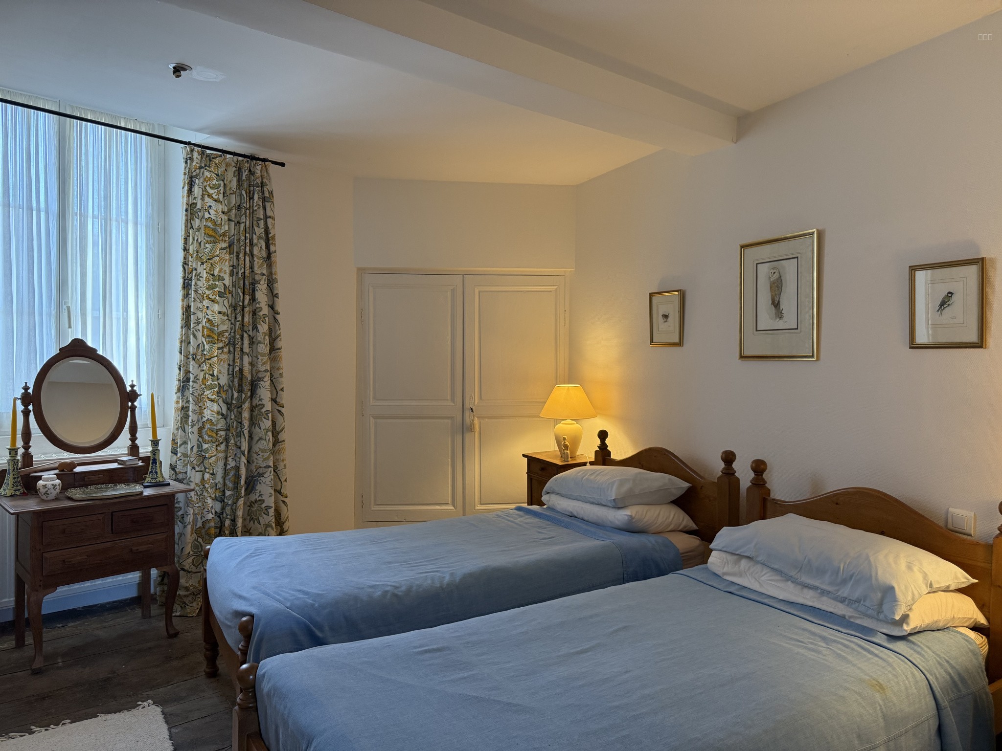 Ancien presbytère avec jardin dans le cœur du village de Montréal du Gers — photo 15