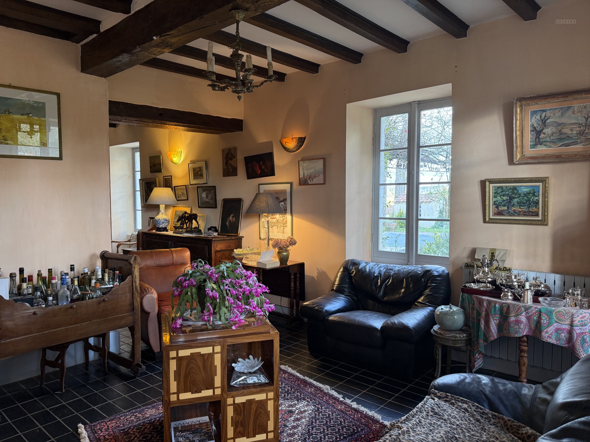 Maison avec jardin dans le centre de Gondrin — photo 7