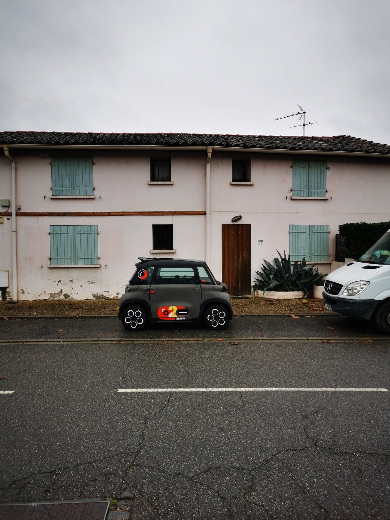 MAISON DE VILLAGE A LESPINASSE — photo 2