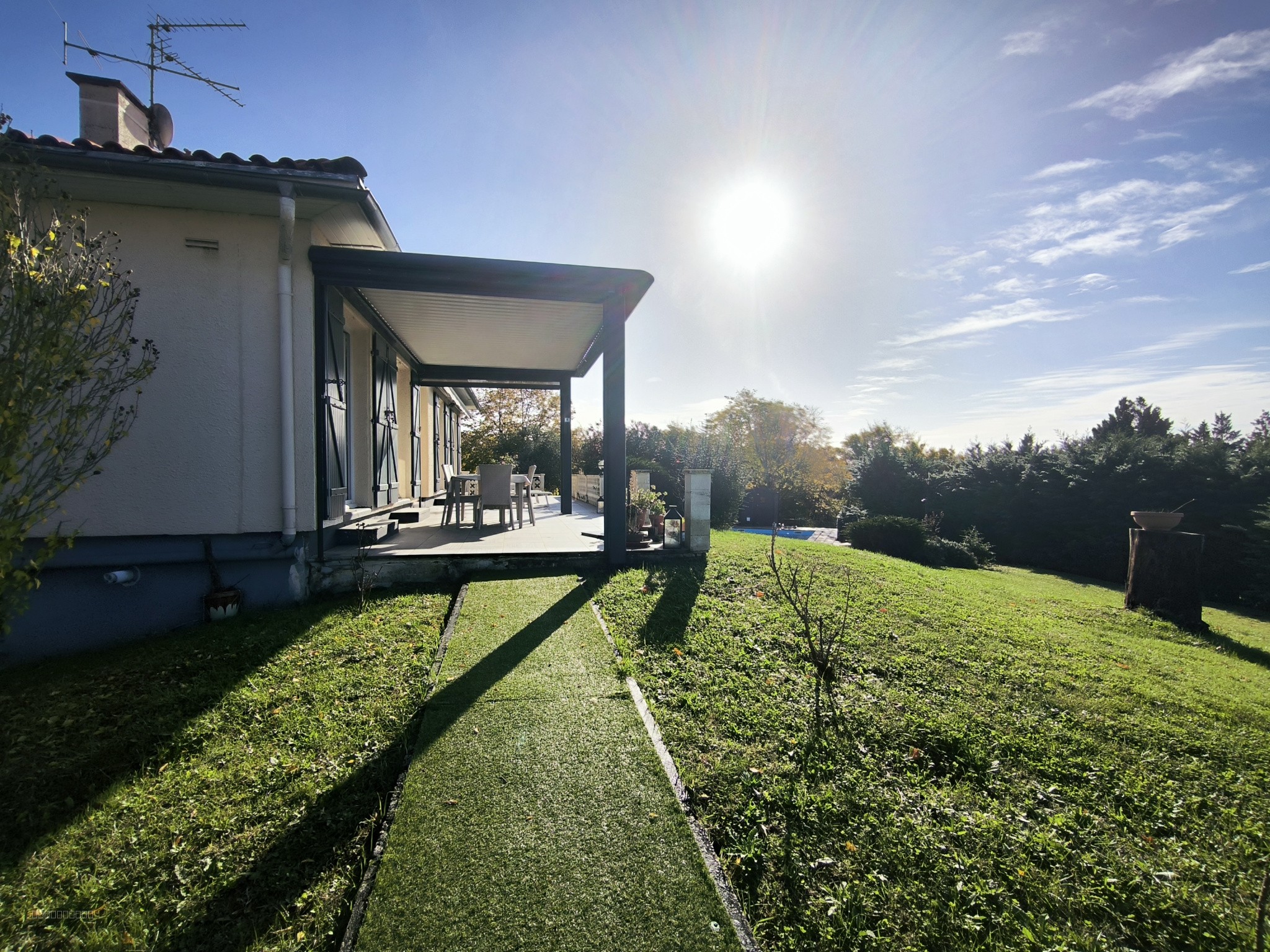 Magnifique maison de 126m2 + grand terrain de 4200m2 + piscine au sel — photo 10