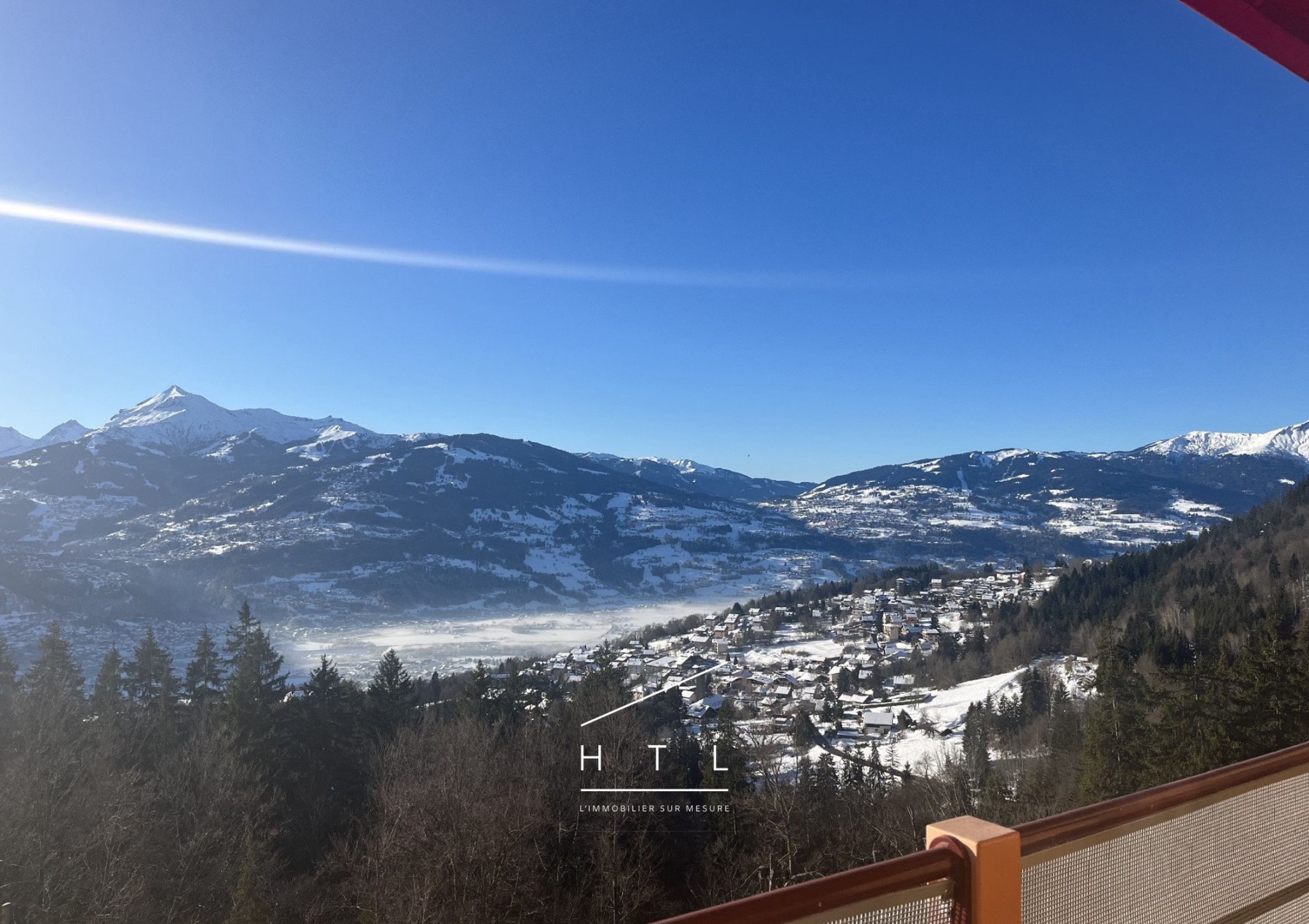 Vue Mont-Blanc, balcon plein Sud, résidence avec piscine — photo 8