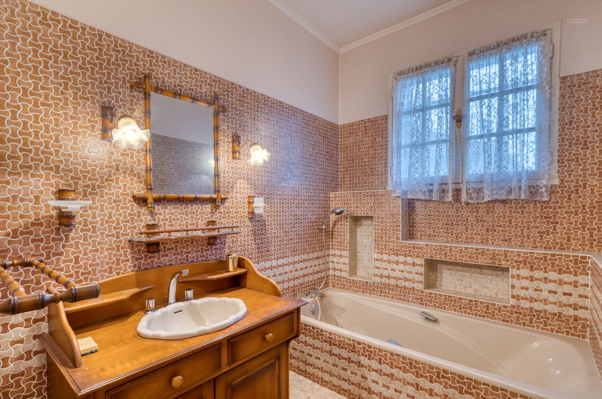 En vente à Villette-D'Anthon : maison avec terrasse 5 pièces — photo 9