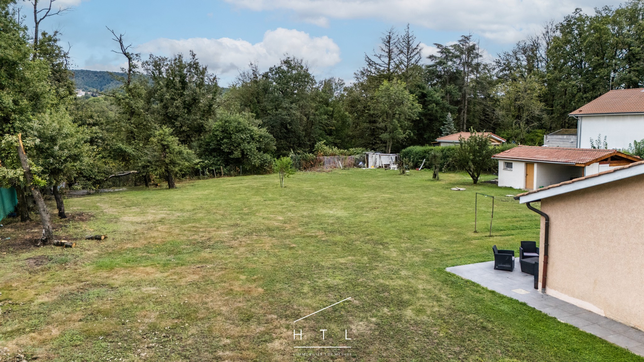 Maison 215 m2 Dardilly terrain 3 787 m2 5 chambres DPE B — photo 2