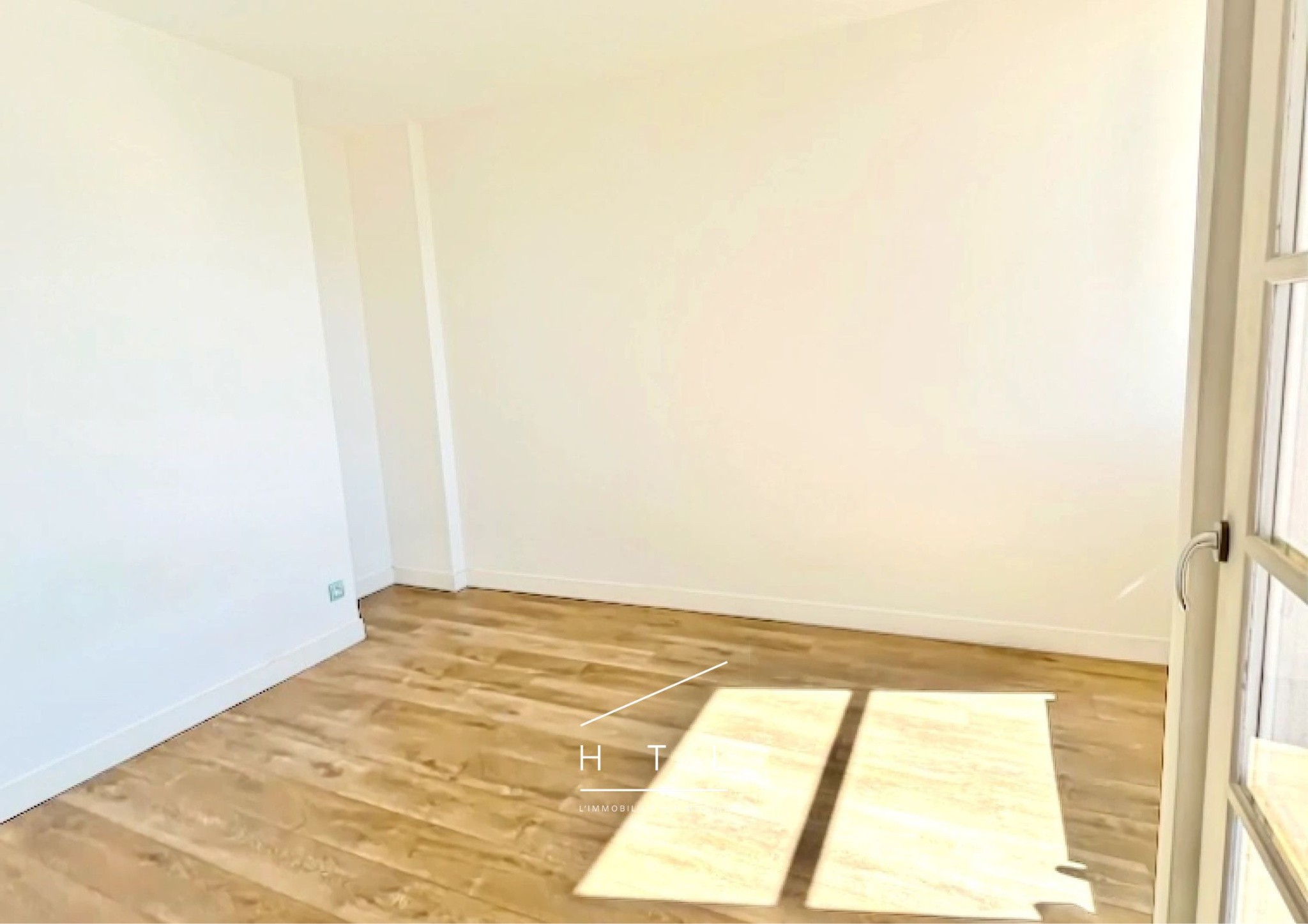 Appartement T2 40 m2 à repeindre, balcon vue Mont-Blanc - Plateau d’Assy — photo 5