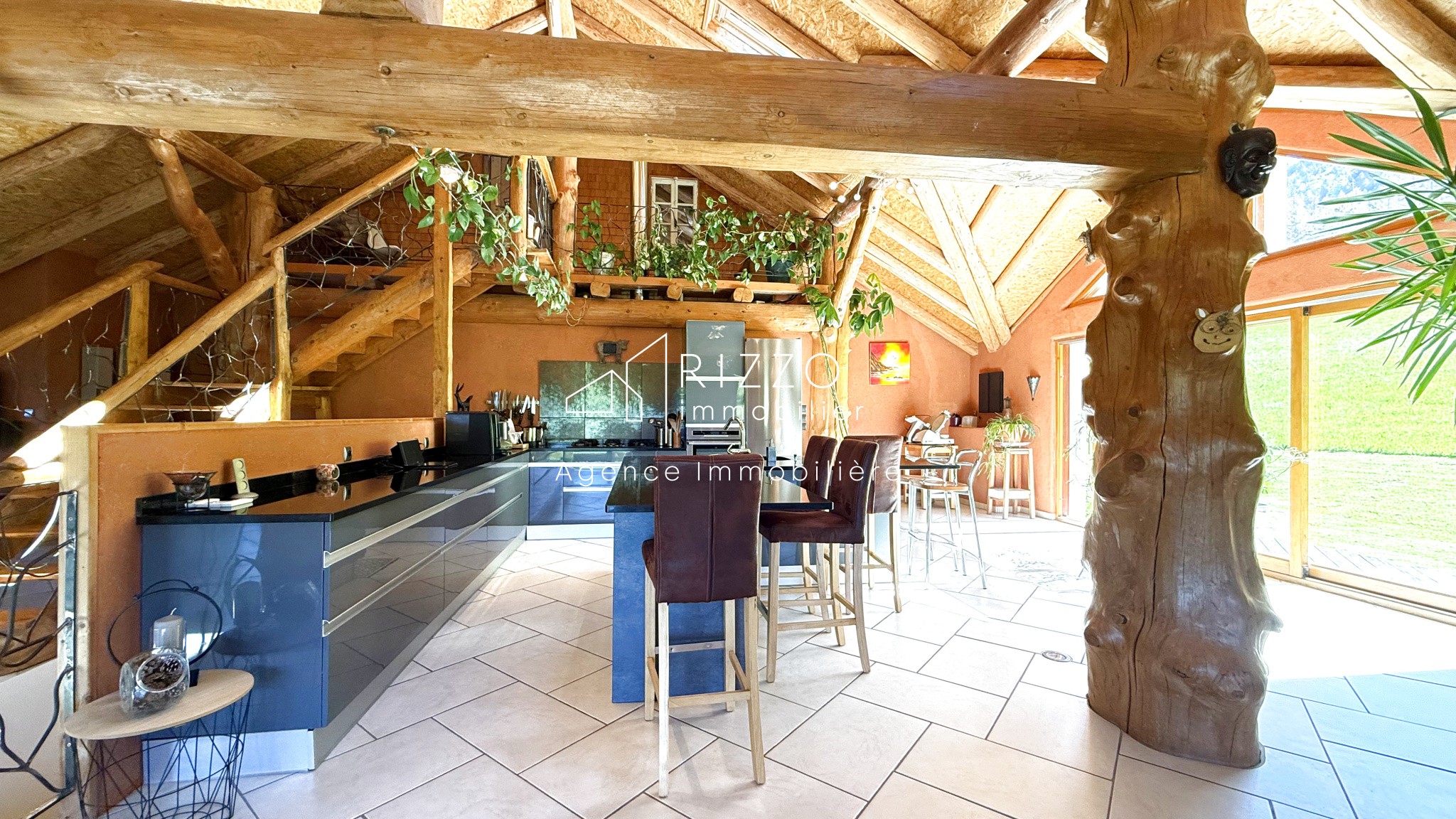 Maison de 303 m2 sur 1300 m2 à Mijoux — photo 8