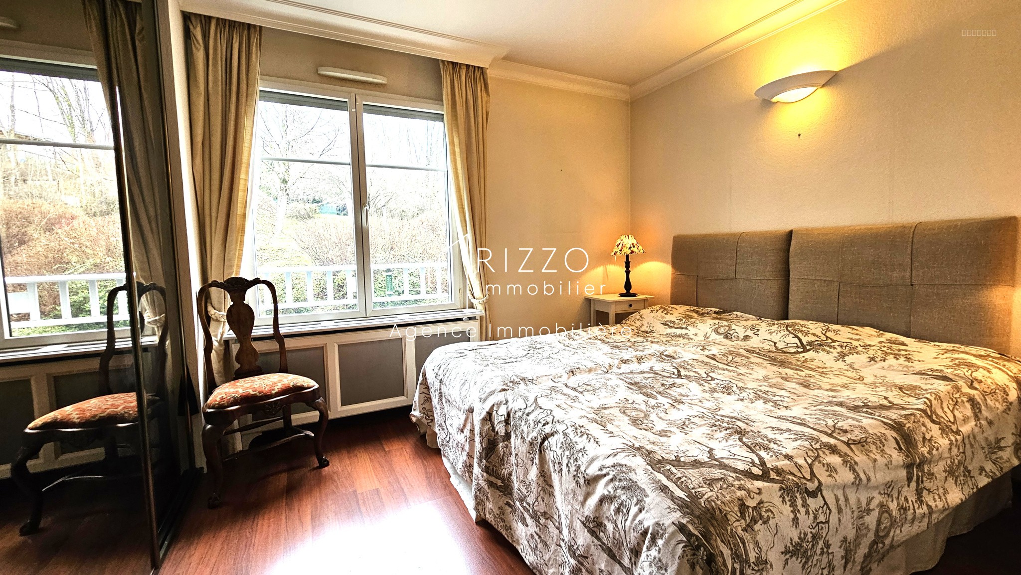 Divonne, T5 de 152m2, vue Mont Blanc, 2 terrasses, 1 garage double — photo 11