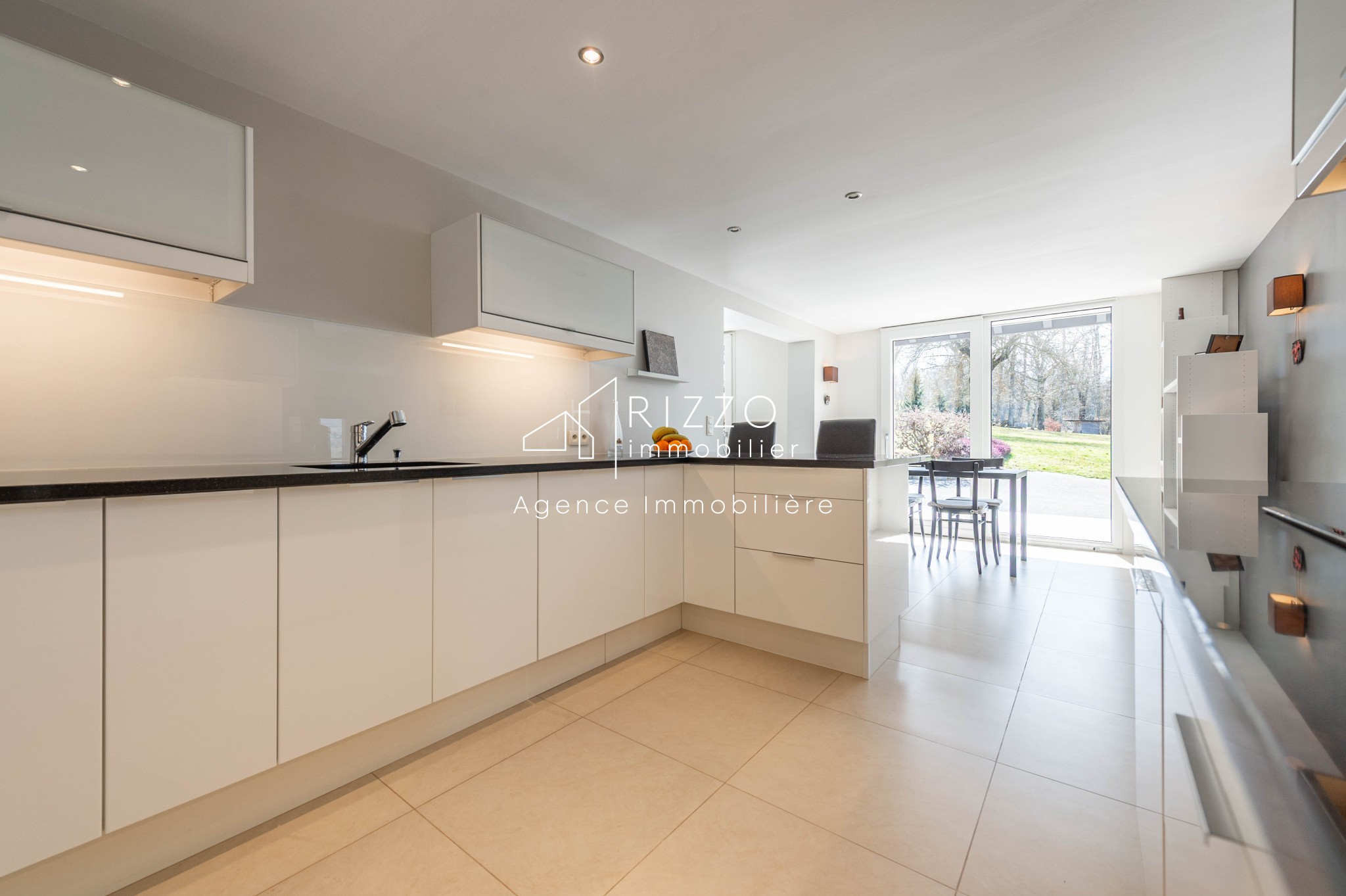 Ferme de prestige de 202 m2, sur 2545 m2 de terrain plat — photo 9