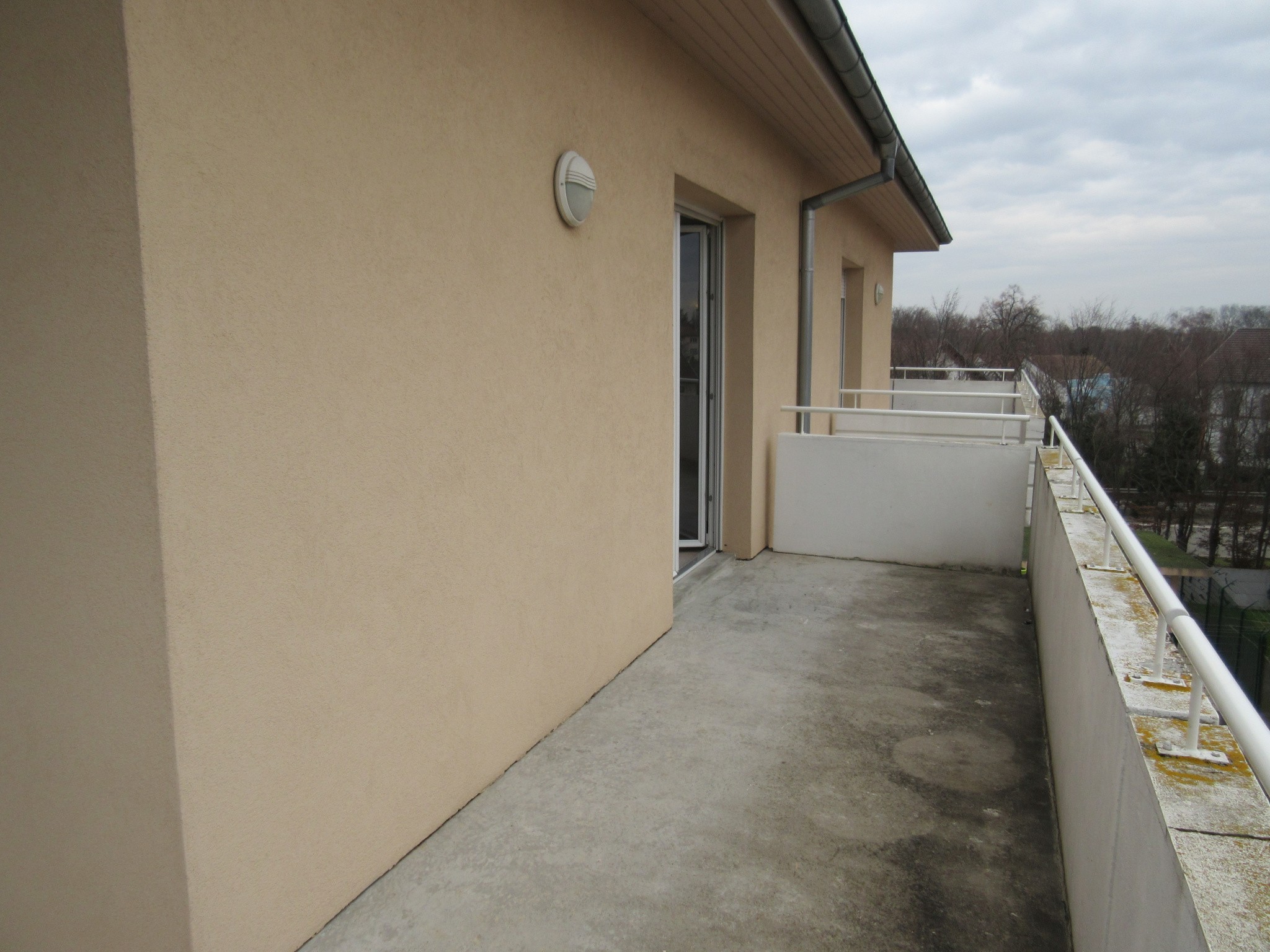 Joli T2 de 452 avec balcon — photo 3
