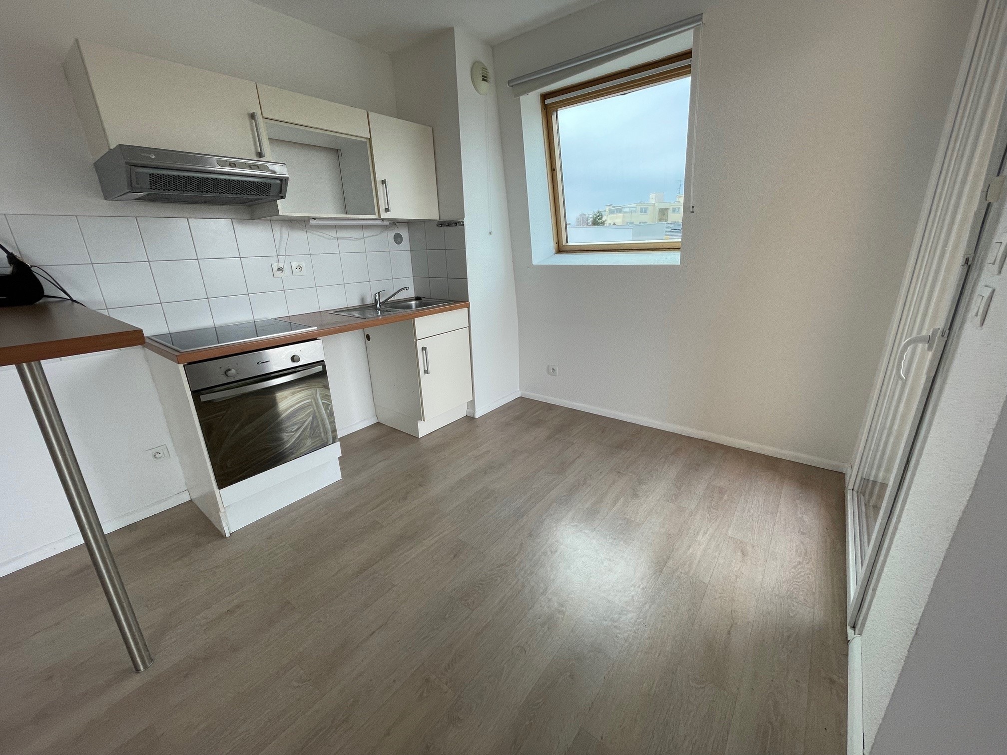Joli T2 de 452 avec balcon — photo 2