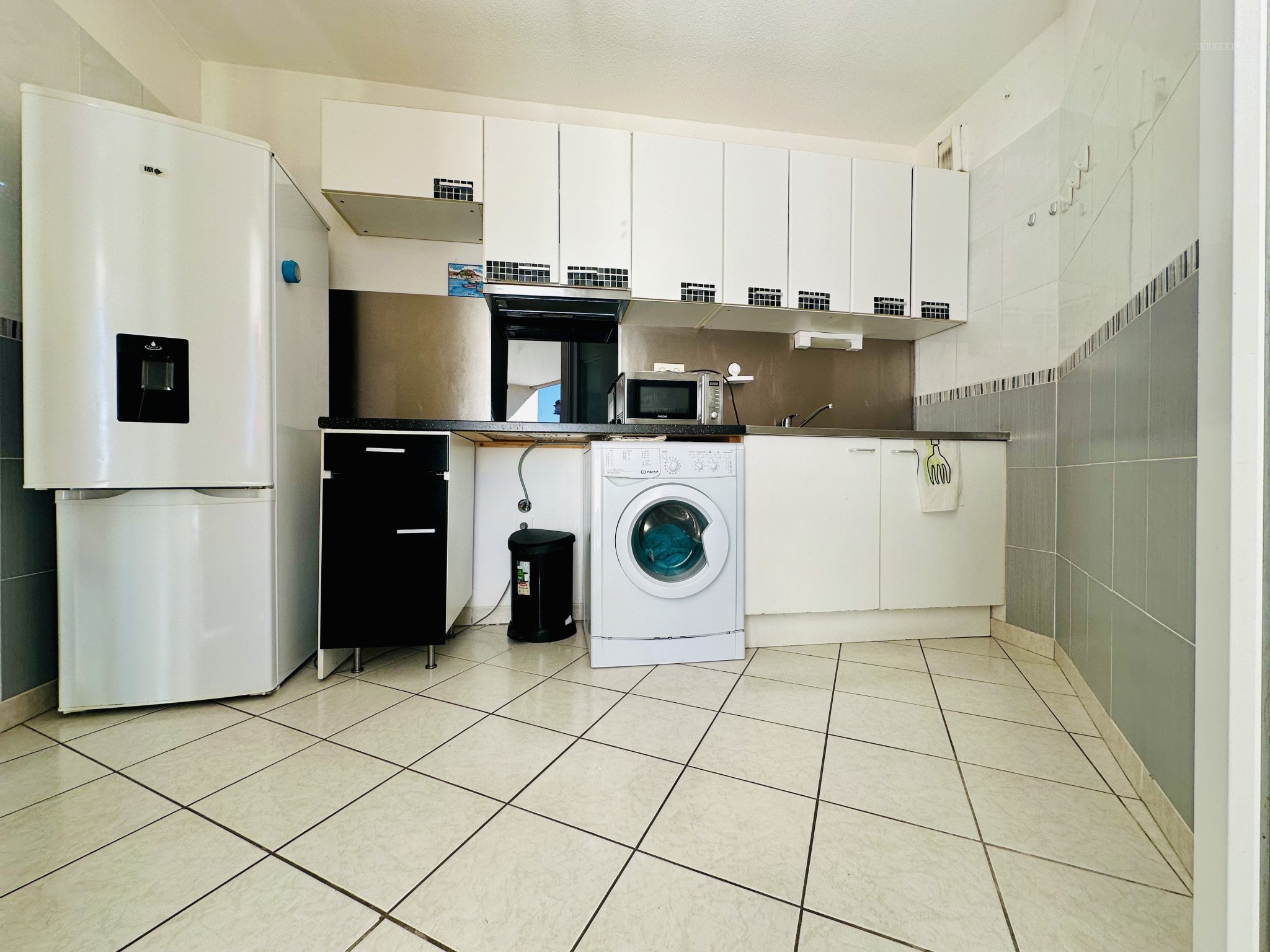 EXCLUSIF LATTES VASQUE - SUPERBE T3 DE 75M2  AVEC TERRASSE DE 14M2, 2 CHAMBRES, PARKING + OPTION GARAGE — photo 7