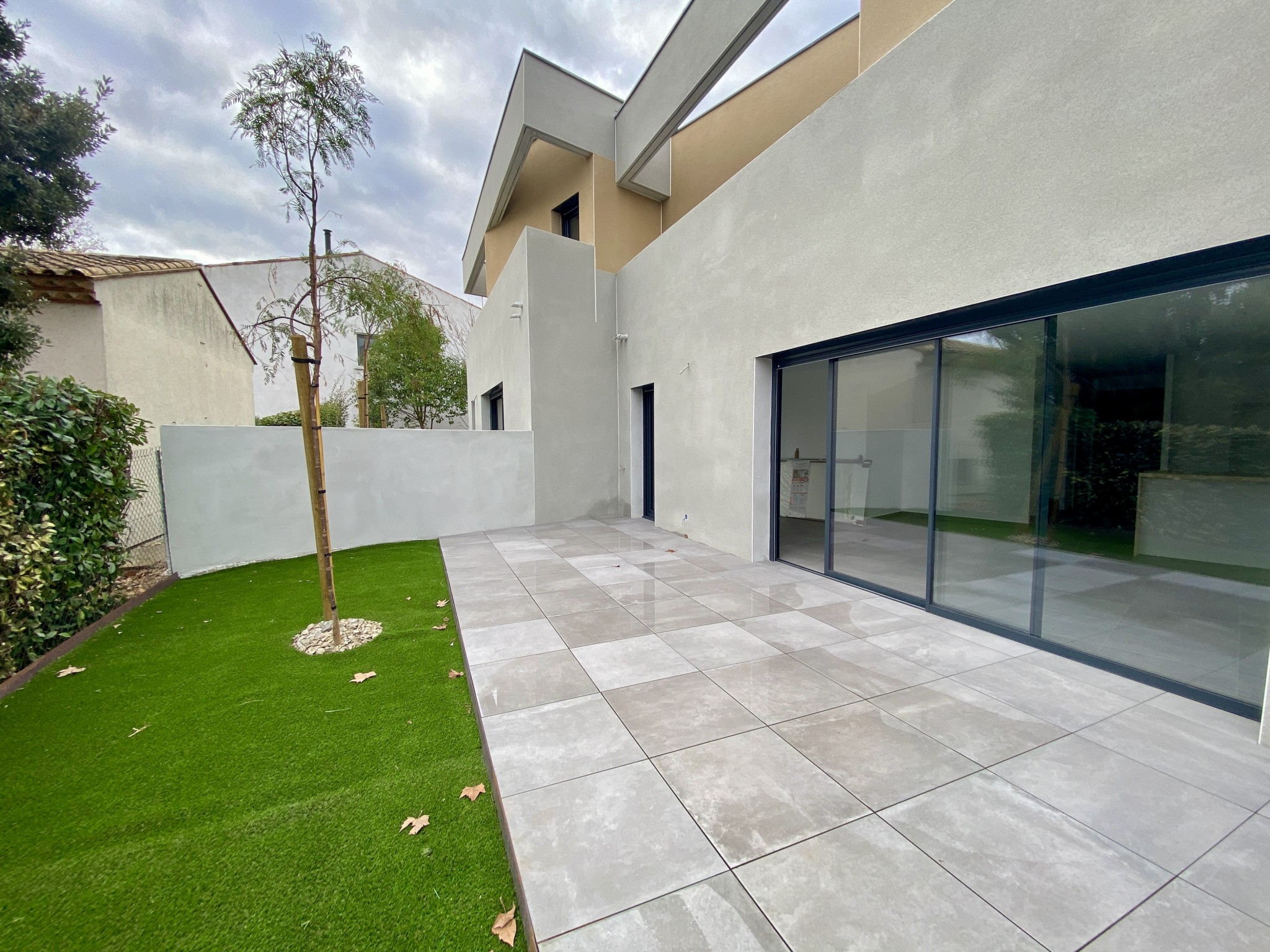LAVERUNE - VILLA NEUVE T5 — photo 4
