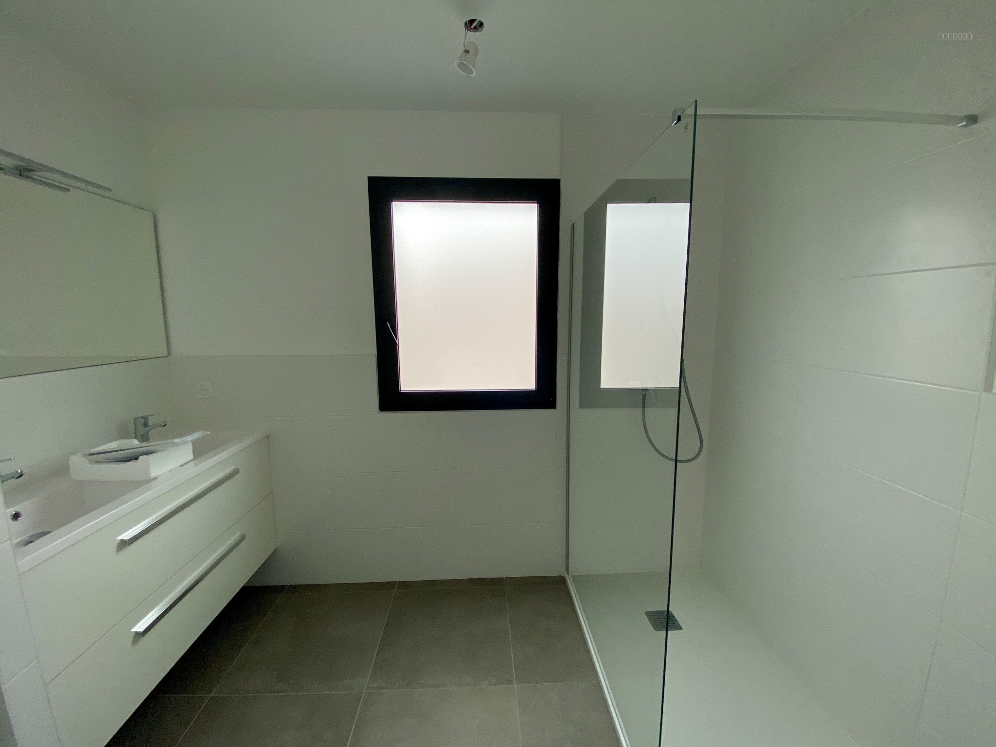 LAVERUNE - VILLA NEUVE T5 — photo 9