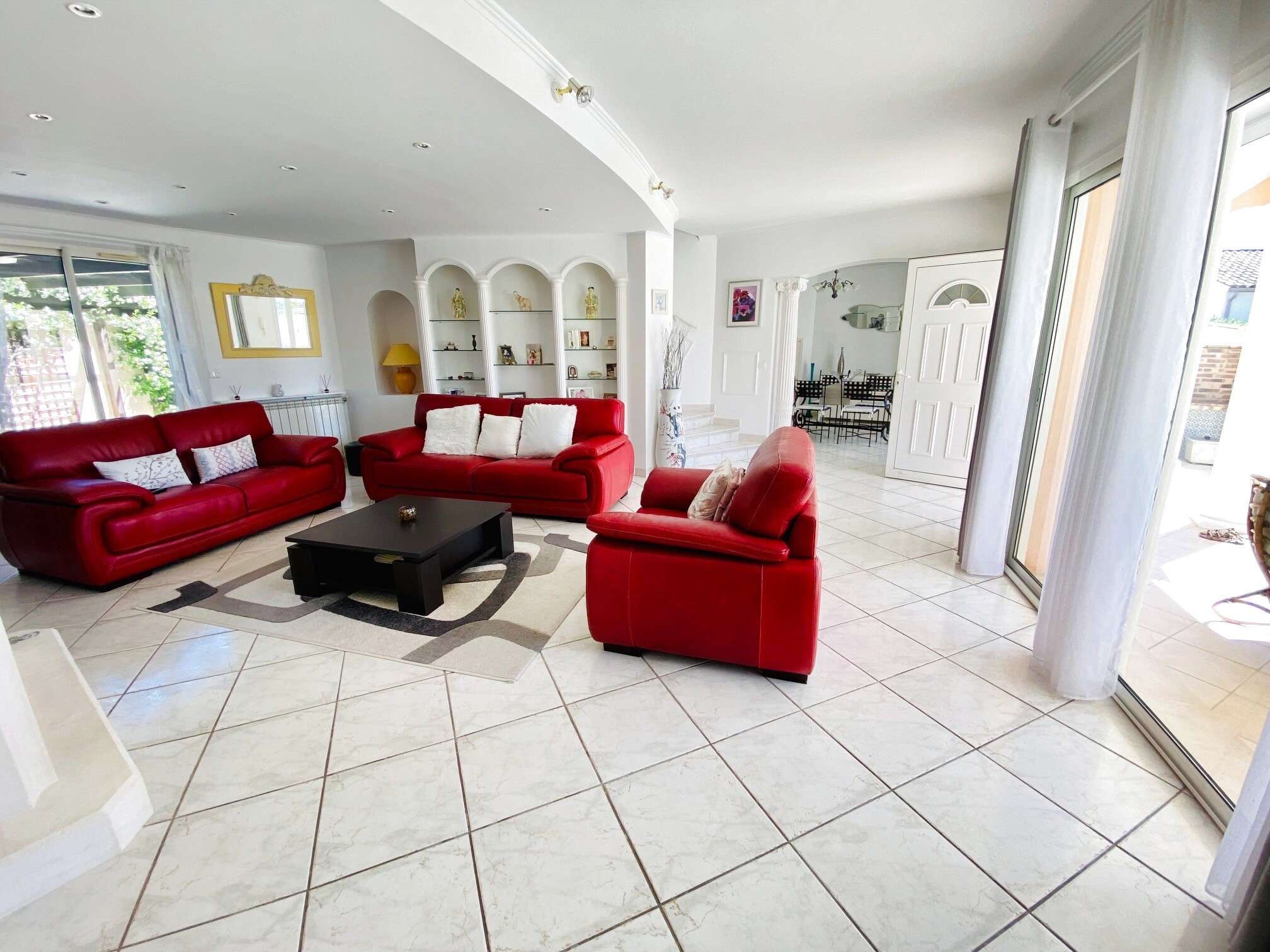 LATTES CENTRE   Superbe Villa T5 de 170m2 sur 450m2 de terrain avec PISCINE et GARAGE ! — photo 3