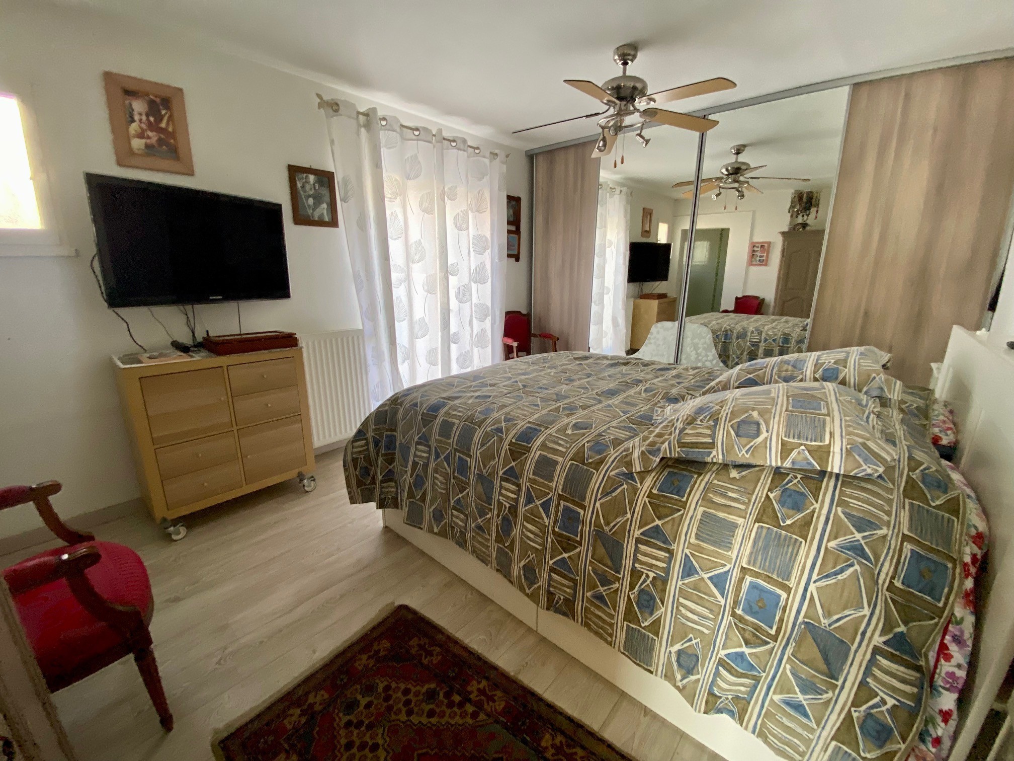 EXCLUSIVITE - PEROLS   Belle villa T6/7 de 167m2 sur 471m2 de terrain avec GARAGE de 25m. — photo 9