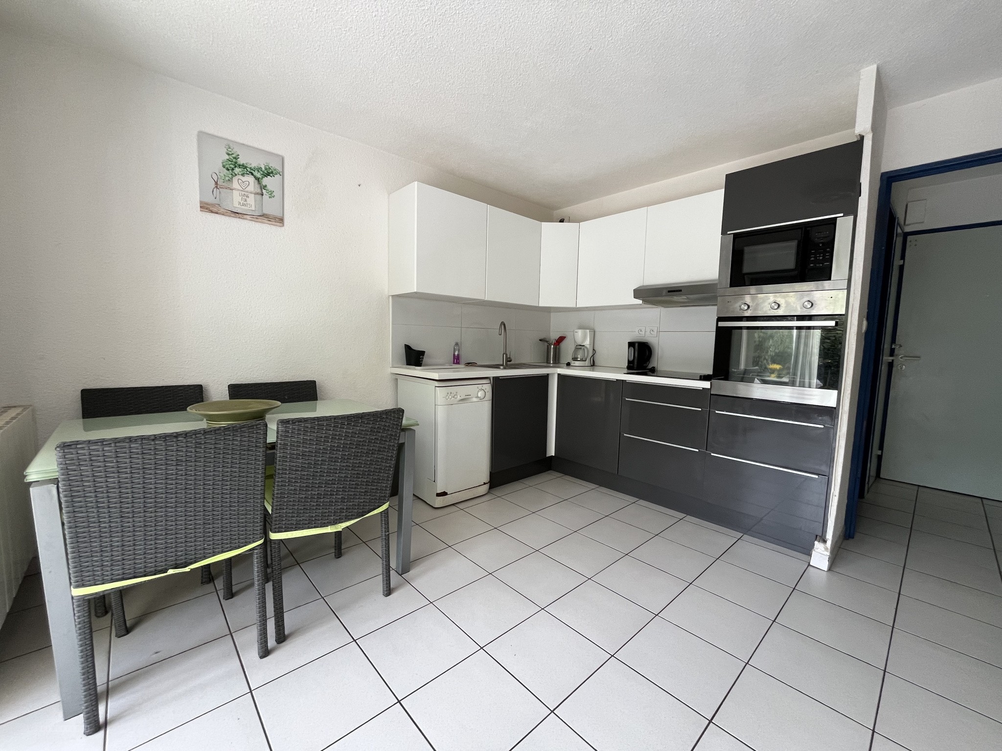 2 pièces 47 m2 Superbe type 2 cabine en rez-de-jardin — photo 2