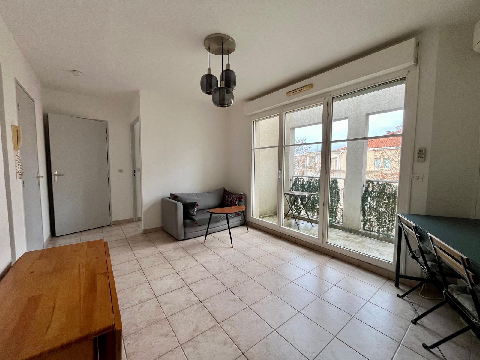 Appartement T2 de 31m2 au 5eme étage avec parking en sous-sol - SECTEUR PORT MARIANE LEZ — photo 2