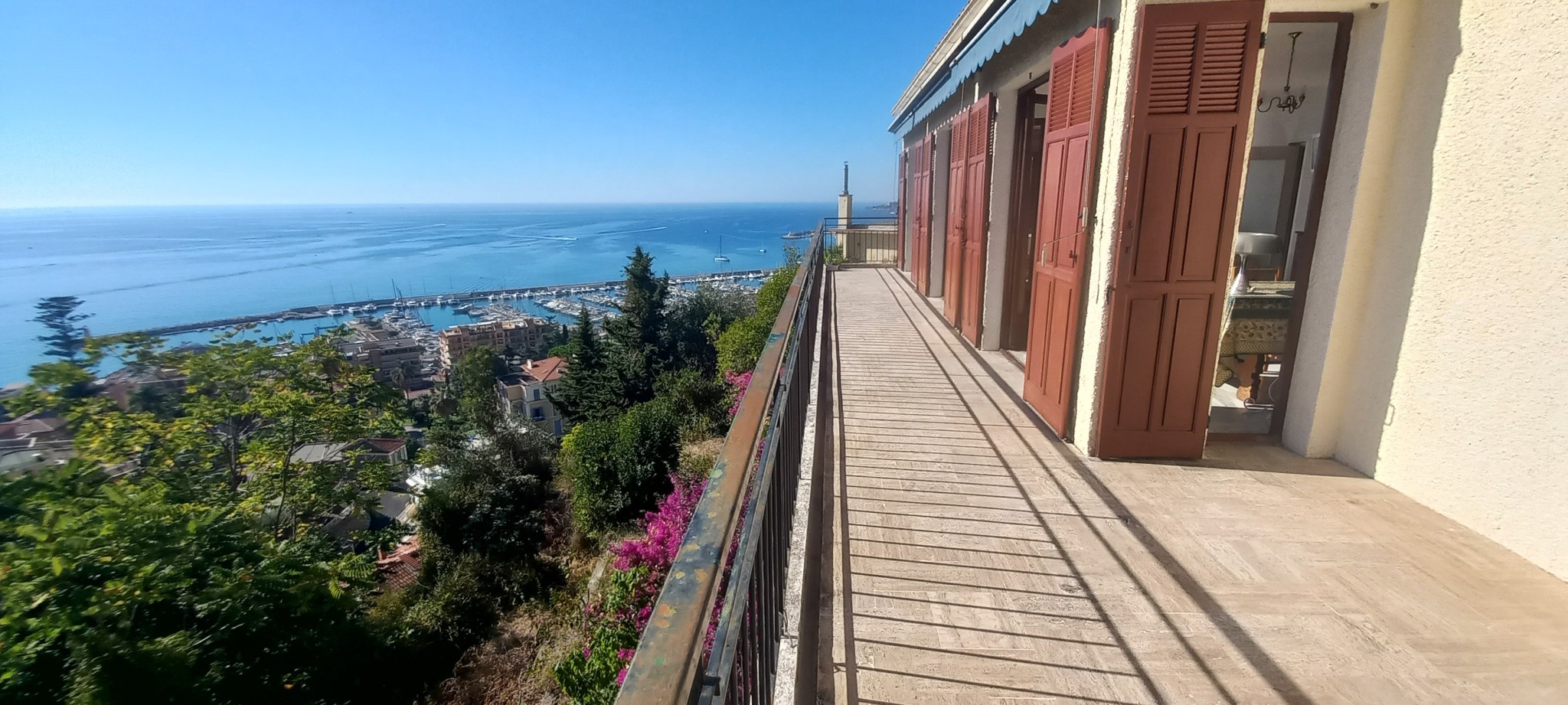 MENTON / GARAVAN - Maison 2 niveaux avec vue panoramique sur la mer — photo 3