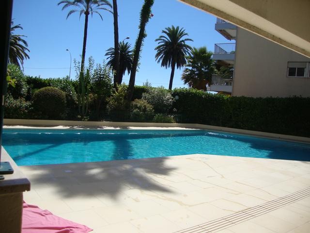 MENTON GARAVAN - GRAND 4 PIECES / 3 CHAMBRES DE 93 M2 AVEC TERRASSE , 2 CAVES, PARKING ET PISCINE — photo 8