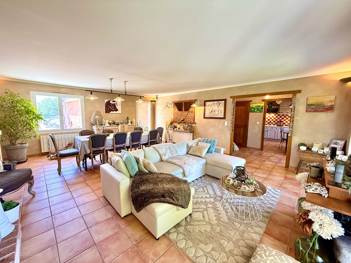 Maison plain pied 130 sur terrain 2.710 m2 avec piscine, garage et dépendance — photo 10